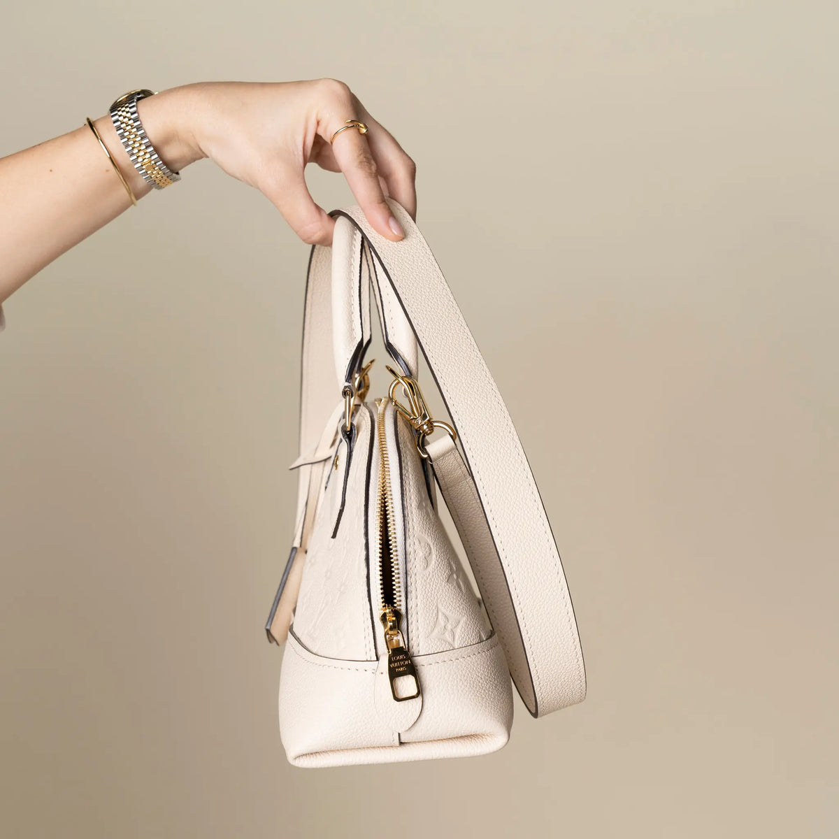 Louis Vuitton Monogram Empreinte Neo Alma PM — Interior Detail