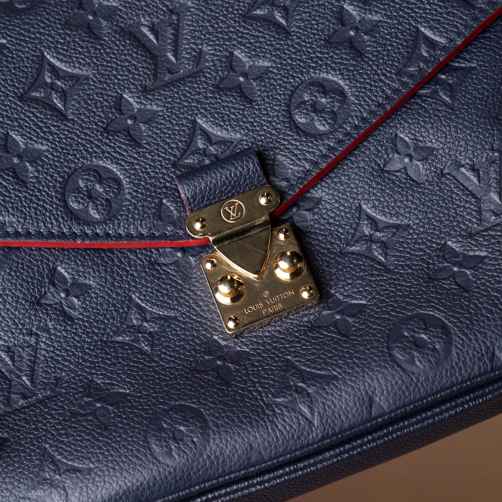 Louis Vuitton Monogram Empreinte Pochette Metis — Detail View