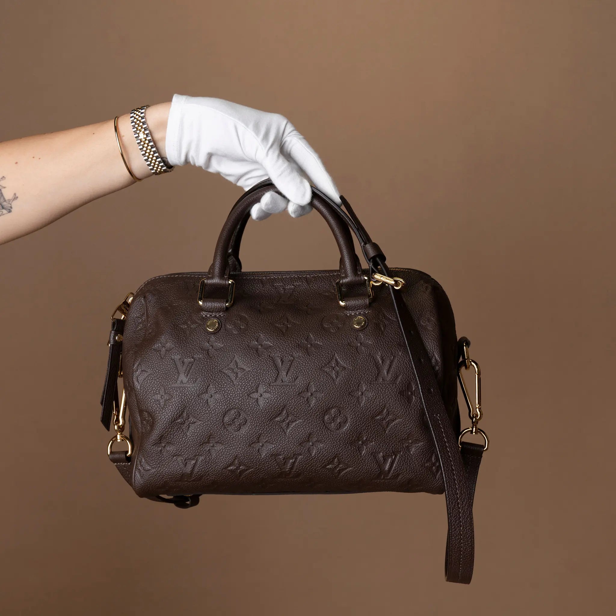 Louis Vuitton Monogram Empreinte Speedy Bandouliere 25 — Close-up Detail