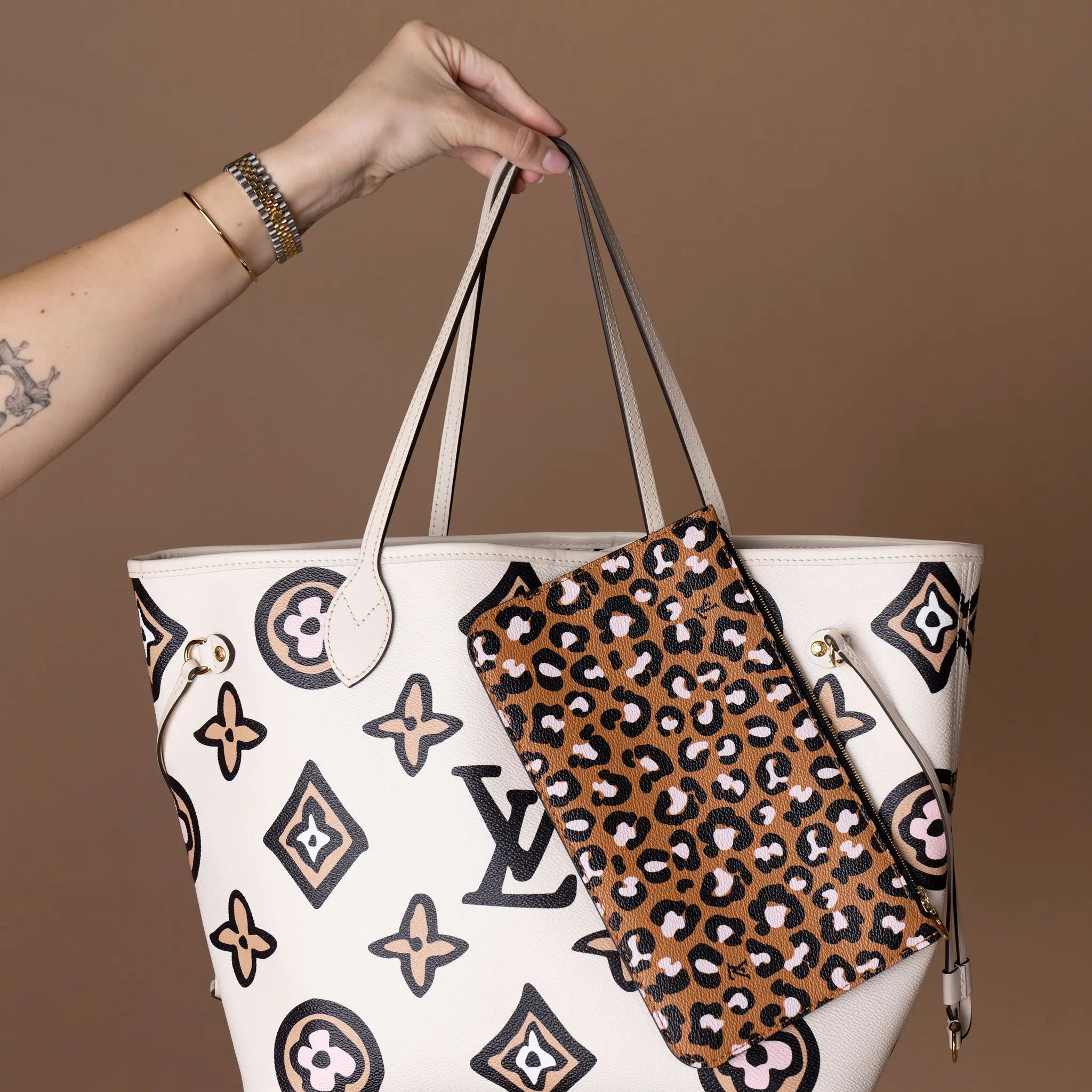 Louis Vuitton Monogram Gian By The Pool Neverfull MM — Back View