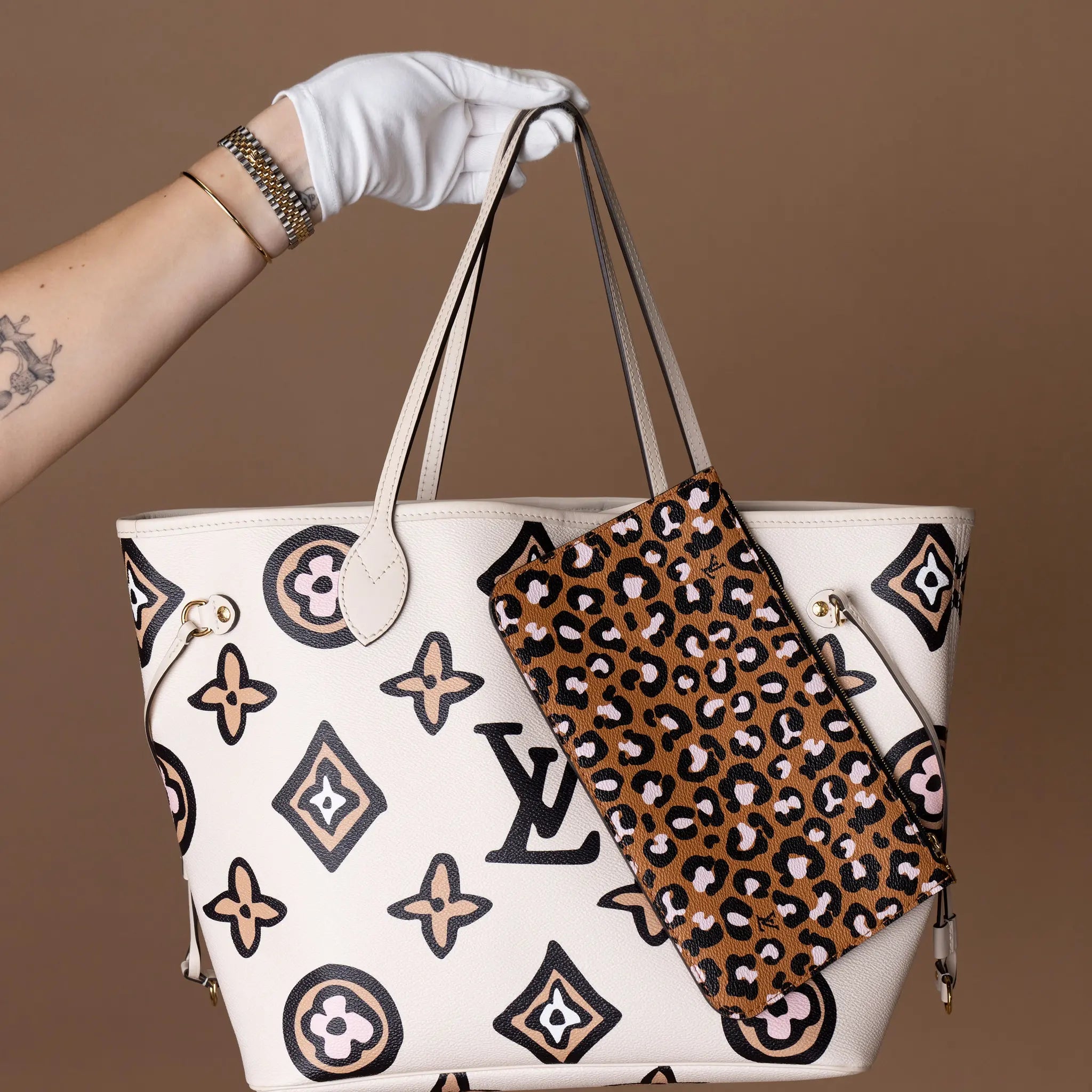 Louis Vuitton Monogram Gian By The Pool Neverfull MM — Detail View
