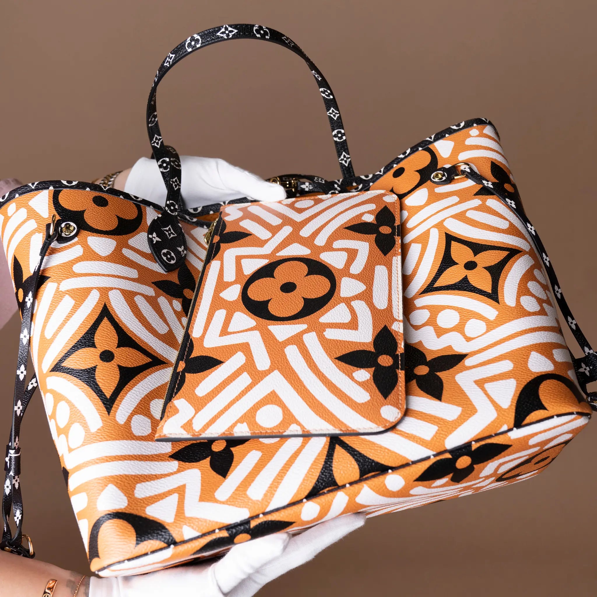 Louis Vuitton Monogram Giant Crafty Neverfull MM — Front View