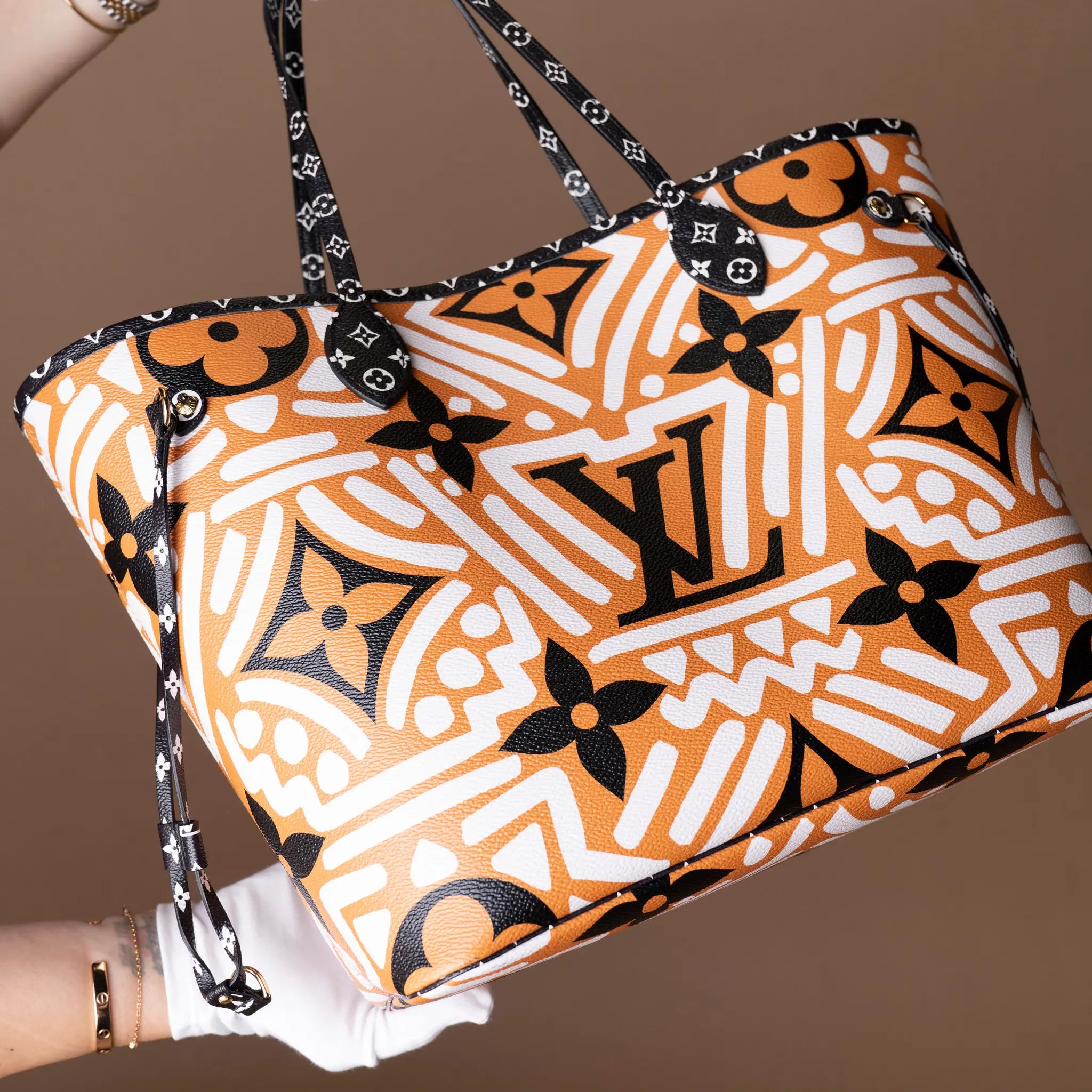 Louis Vuitton Monogram Giant Crafty Neverfull MM — Side Profile