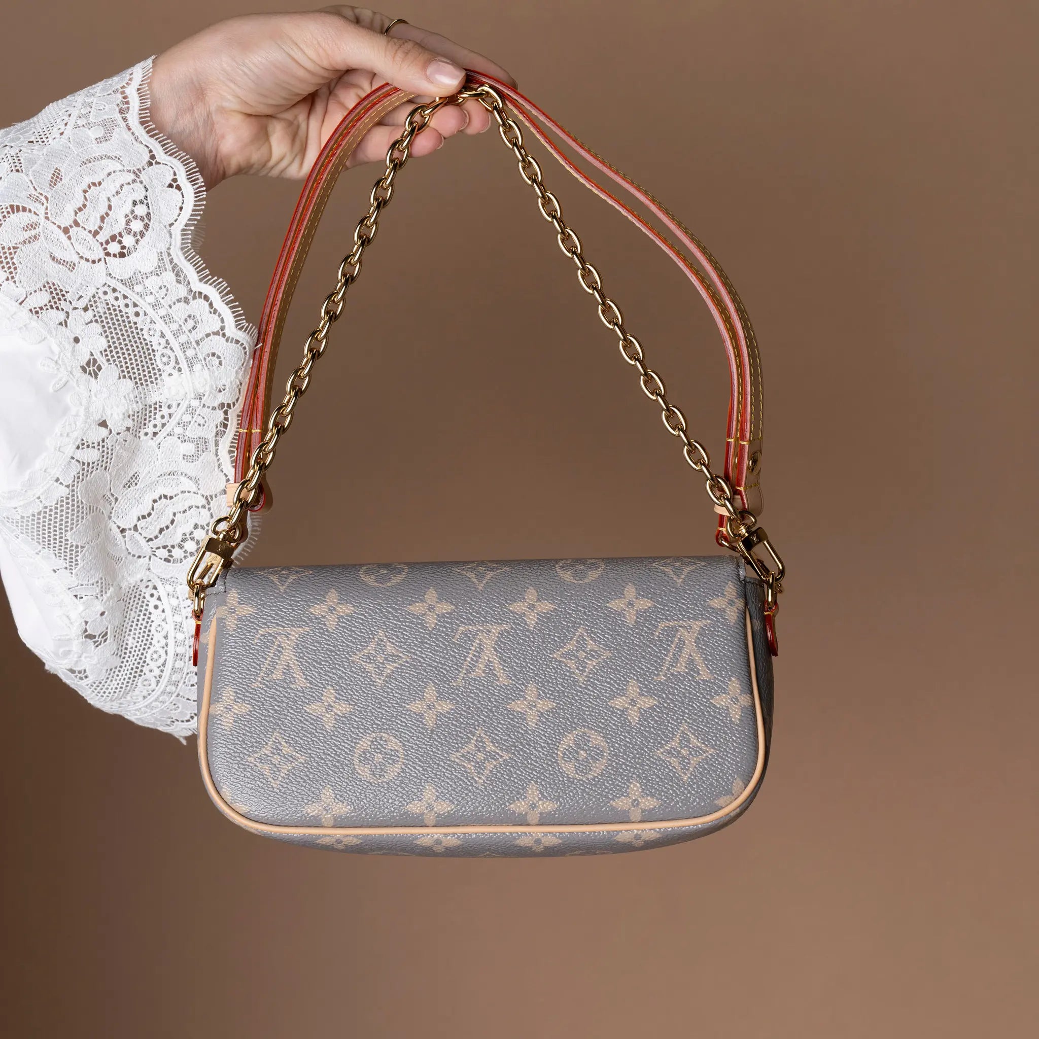 Louis Vuitton Monogram Ivy Wallet On Chain — Front View