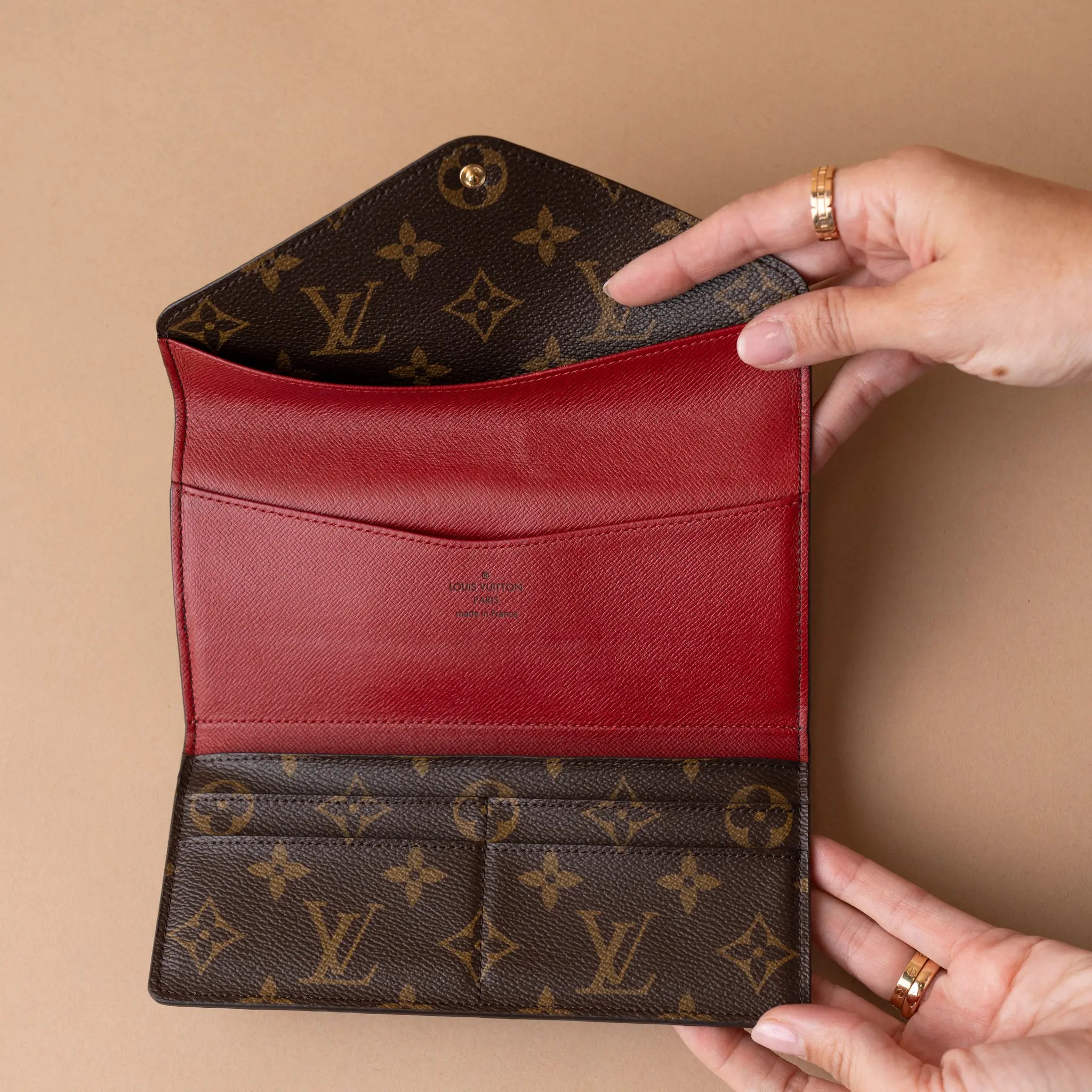Louis Vuitton Monogram Josephine Long Wallet — Side Profile