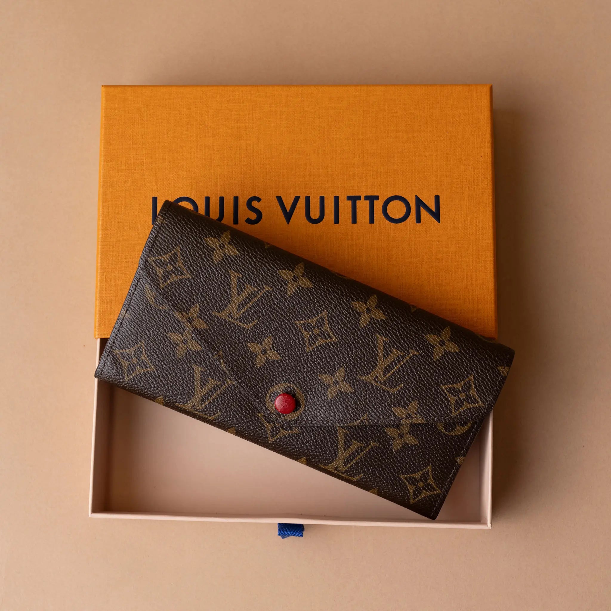 Louis Vuitton Monogram Josephine Long Wallet — Interior Detail