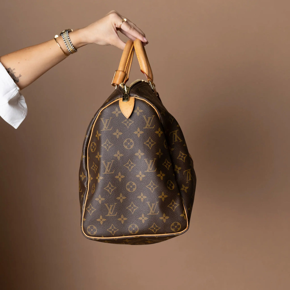 Louis Vuitton Monogram Keepal 45 — Back View