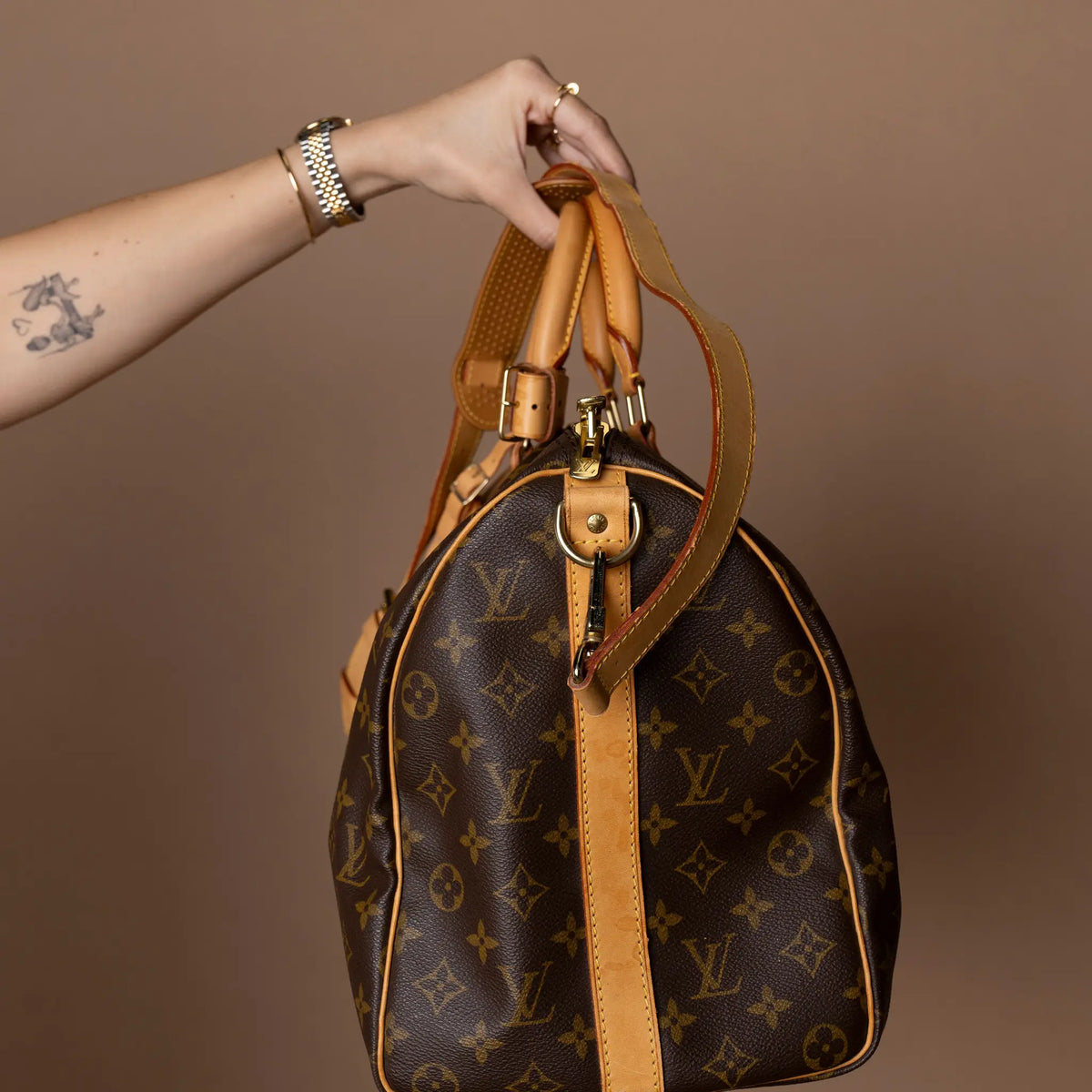 Louis Vuitton Monogram Keepall Bandouliere 45 — Front View