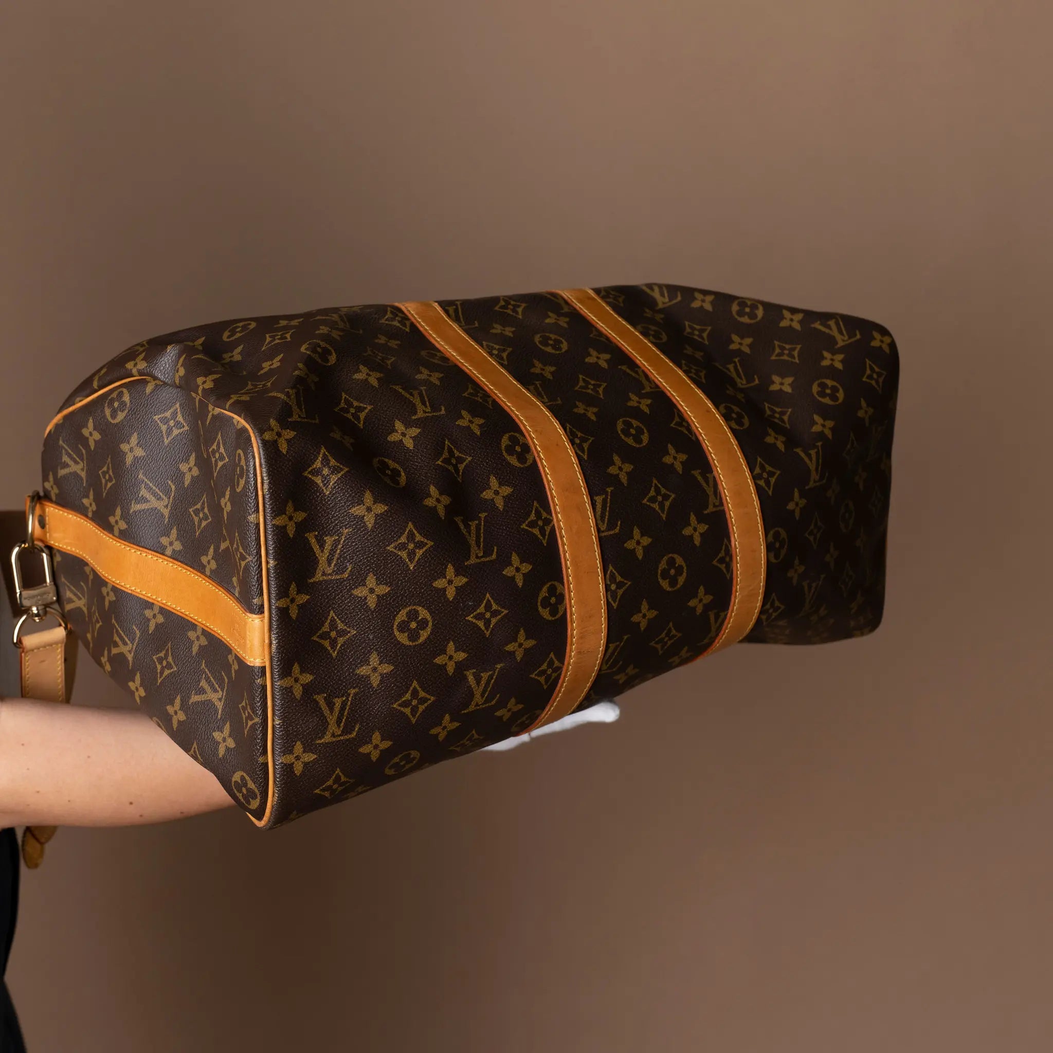 Louis Vuitton Monogram Keepall Bandouliere 45 — Close-up Detail