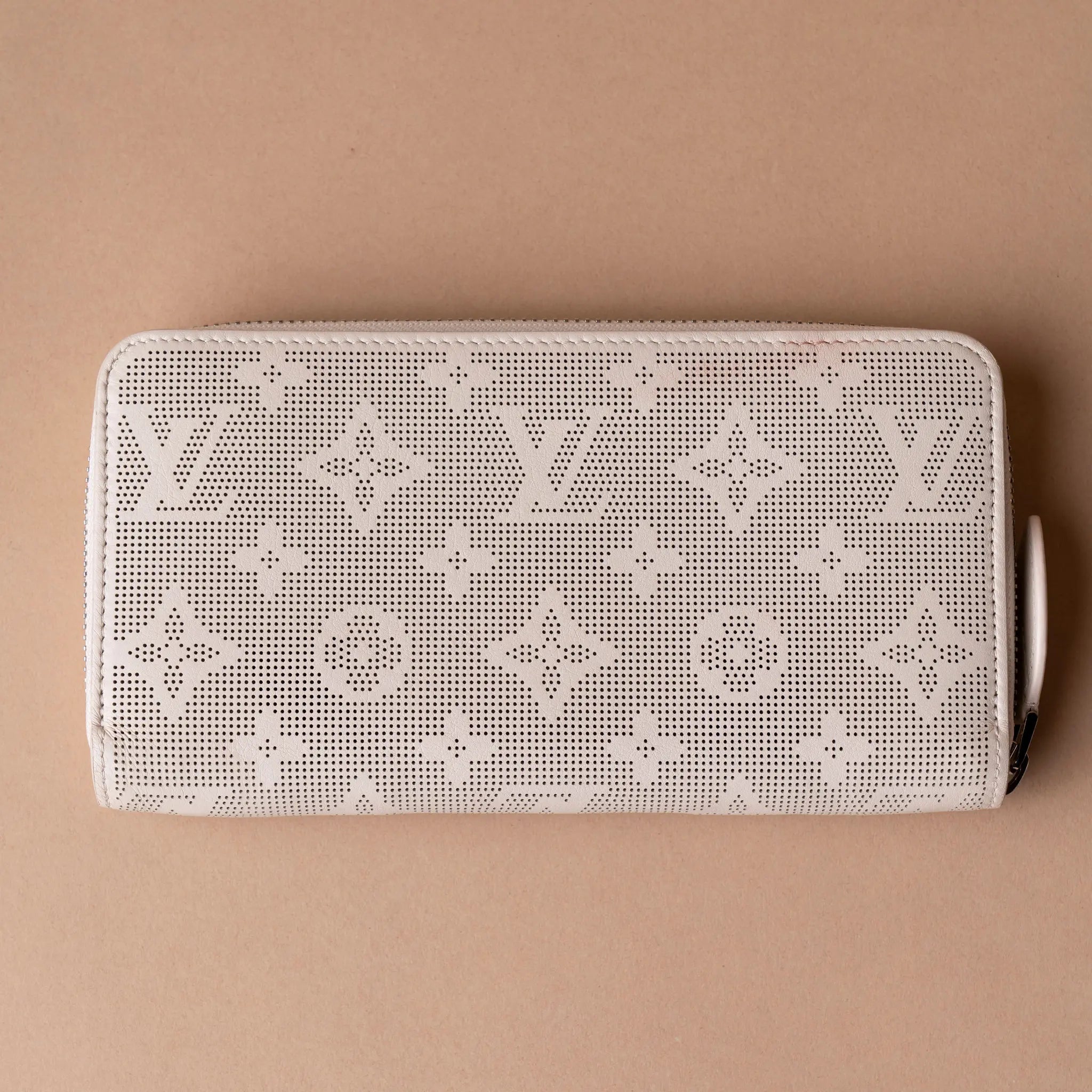 Louis Vuitton Monogram Mahina Reverse Zippy Wallet — Front View