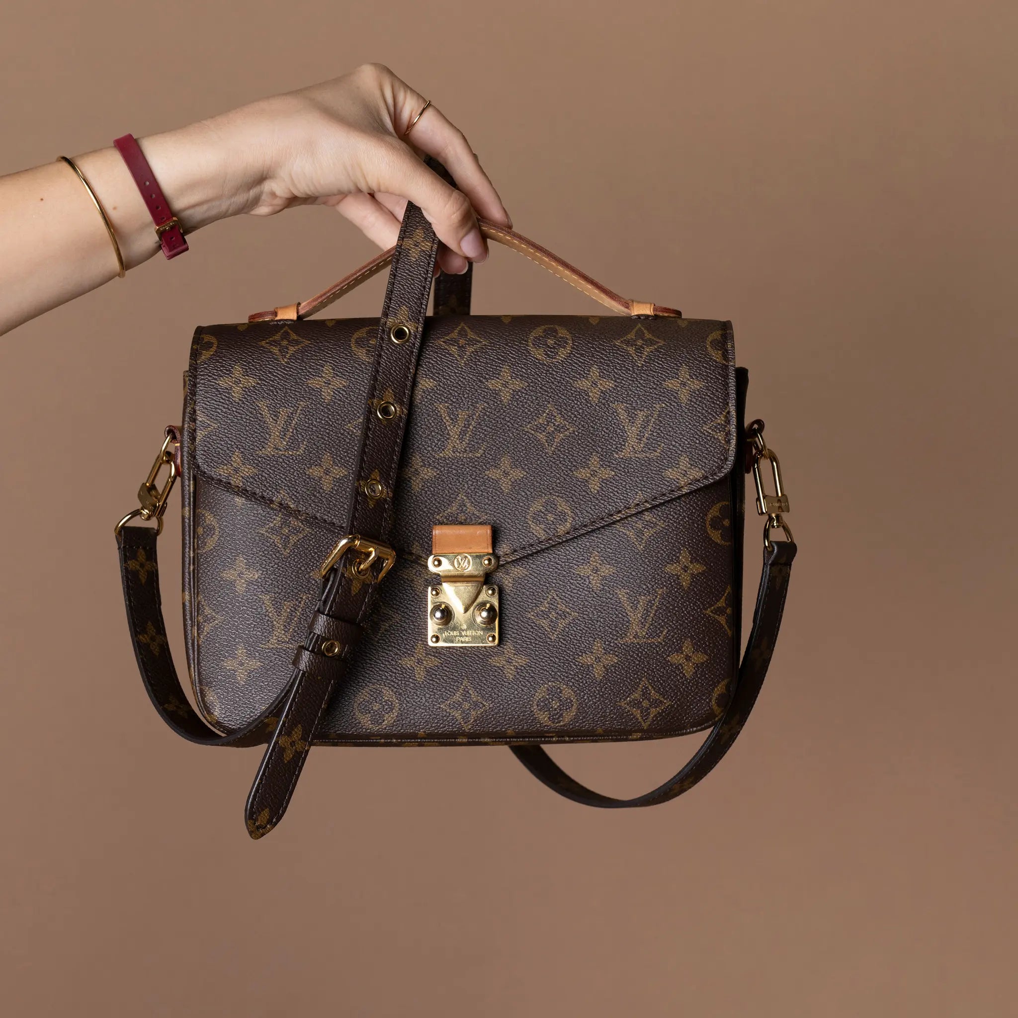 Louis Vuitton Monogram Metis Pochette — Front View