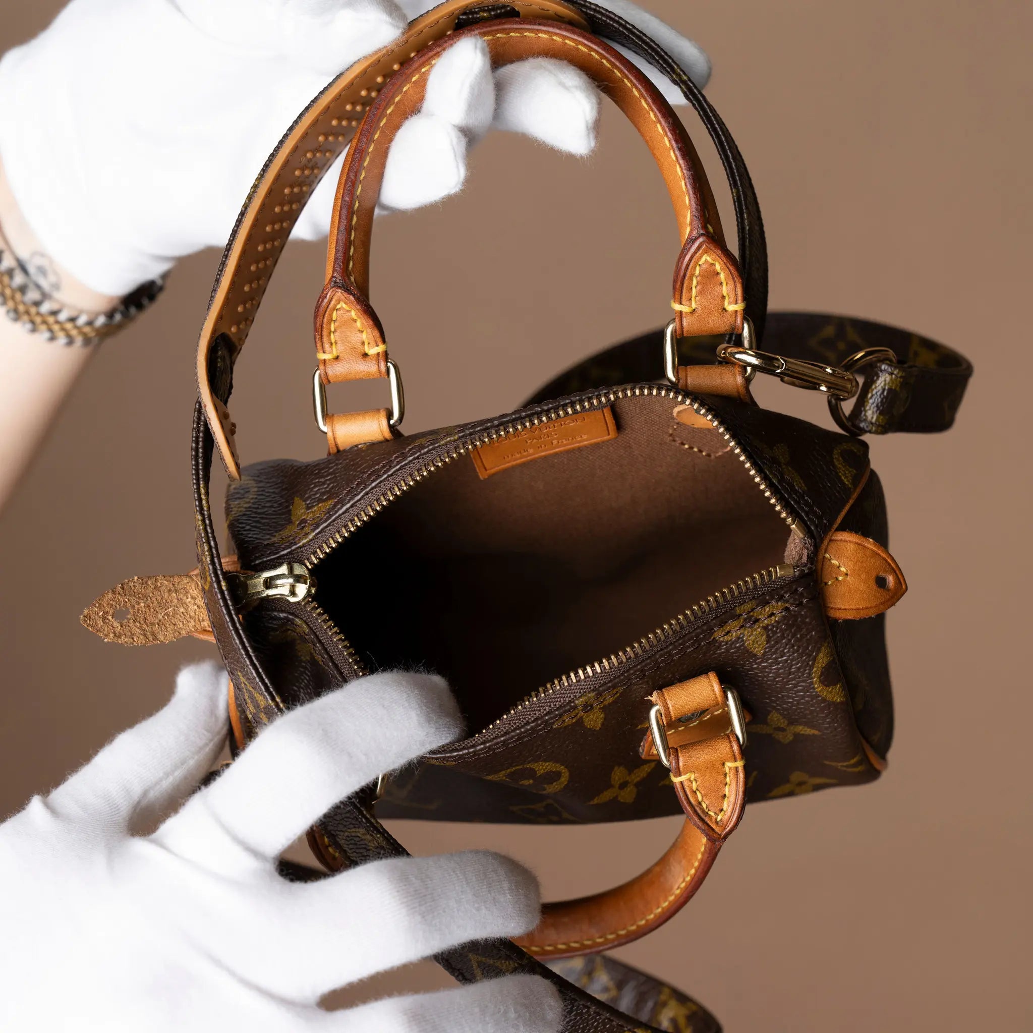Louis Vuitton Monogram Mini Speedy HL — Interior Detail