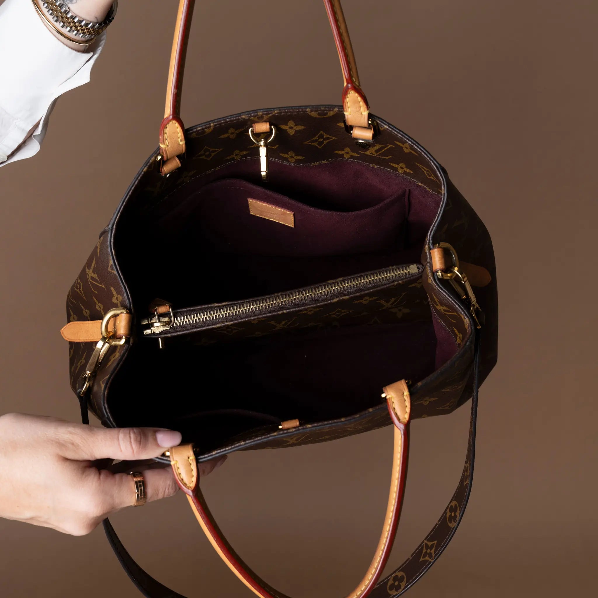 Louis Vuitton Monogram Montaigne MM — Front View