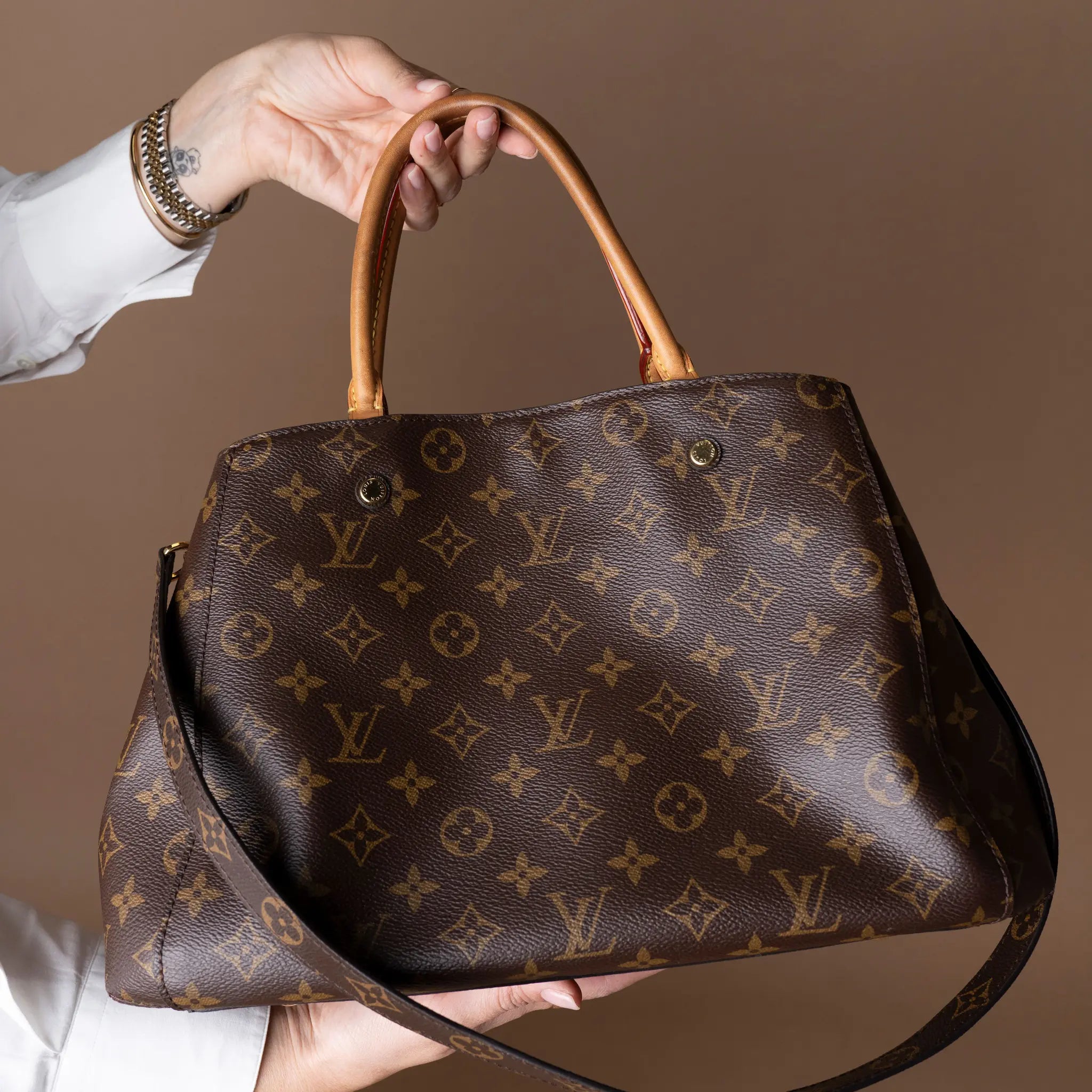 Louis Vuitton Monogram Montaigne MM — Interior Detail