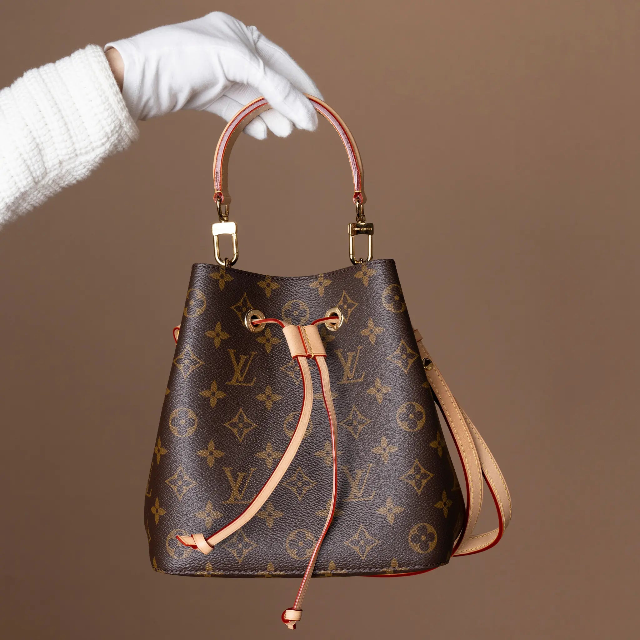 Louis Vuitton Monogram NéoNoé BB — Interior Detail