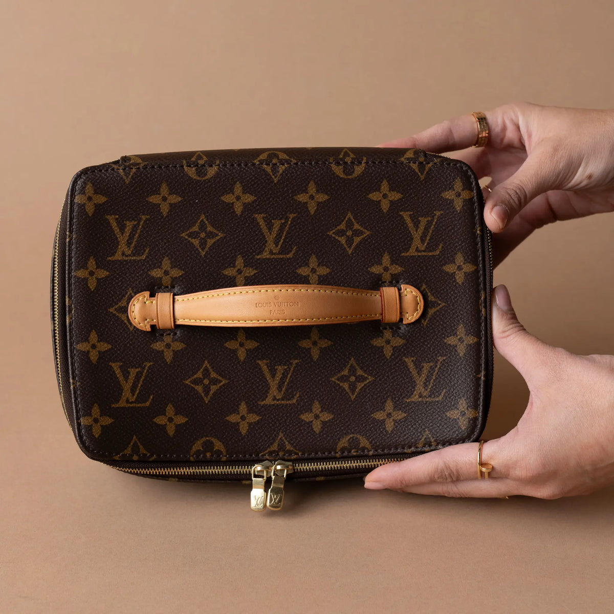 Louis Vuitton Monogram Nice Jewelry Case — Close-up Detail