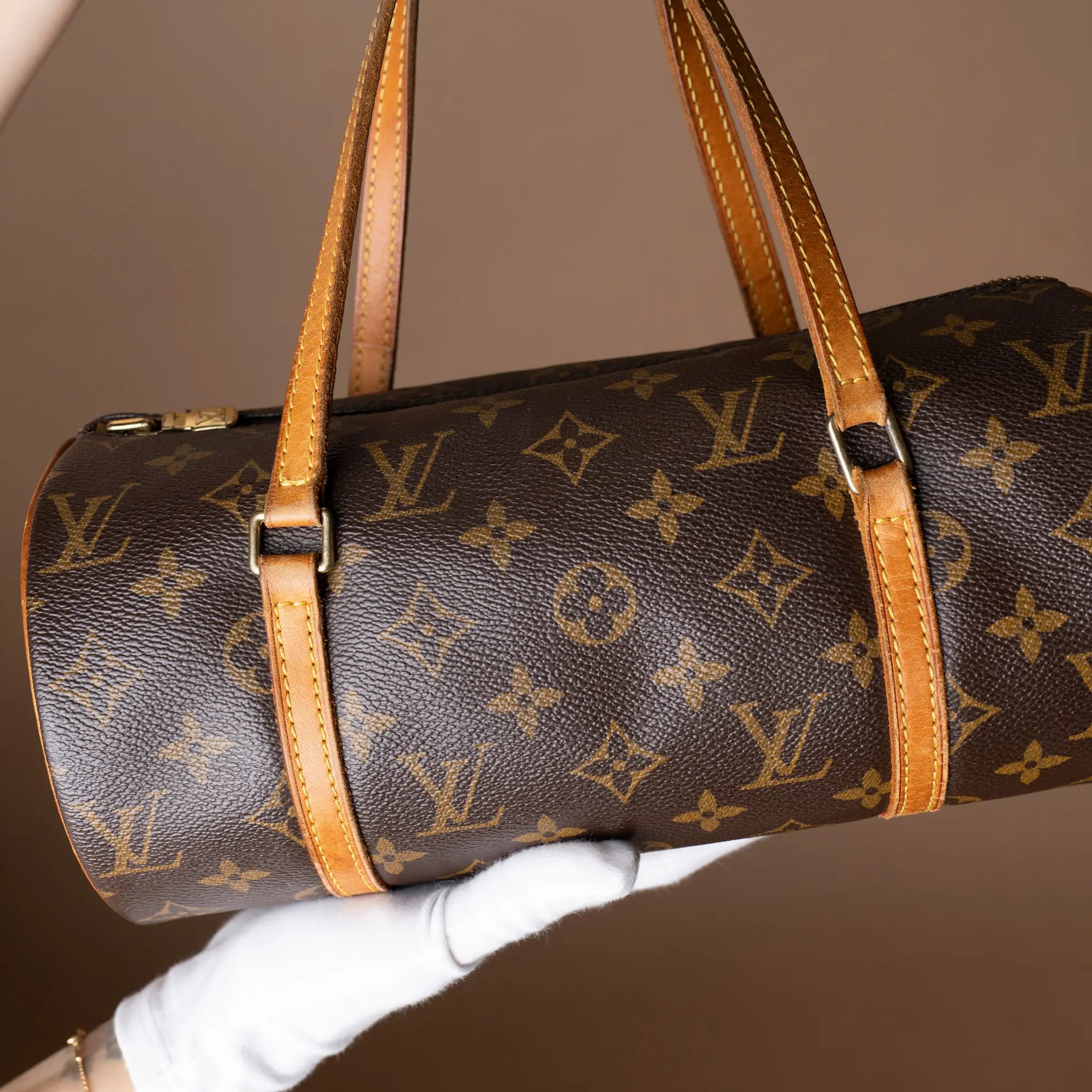 Louis Vuitton Monogram Papillon 28 — Interior Detail