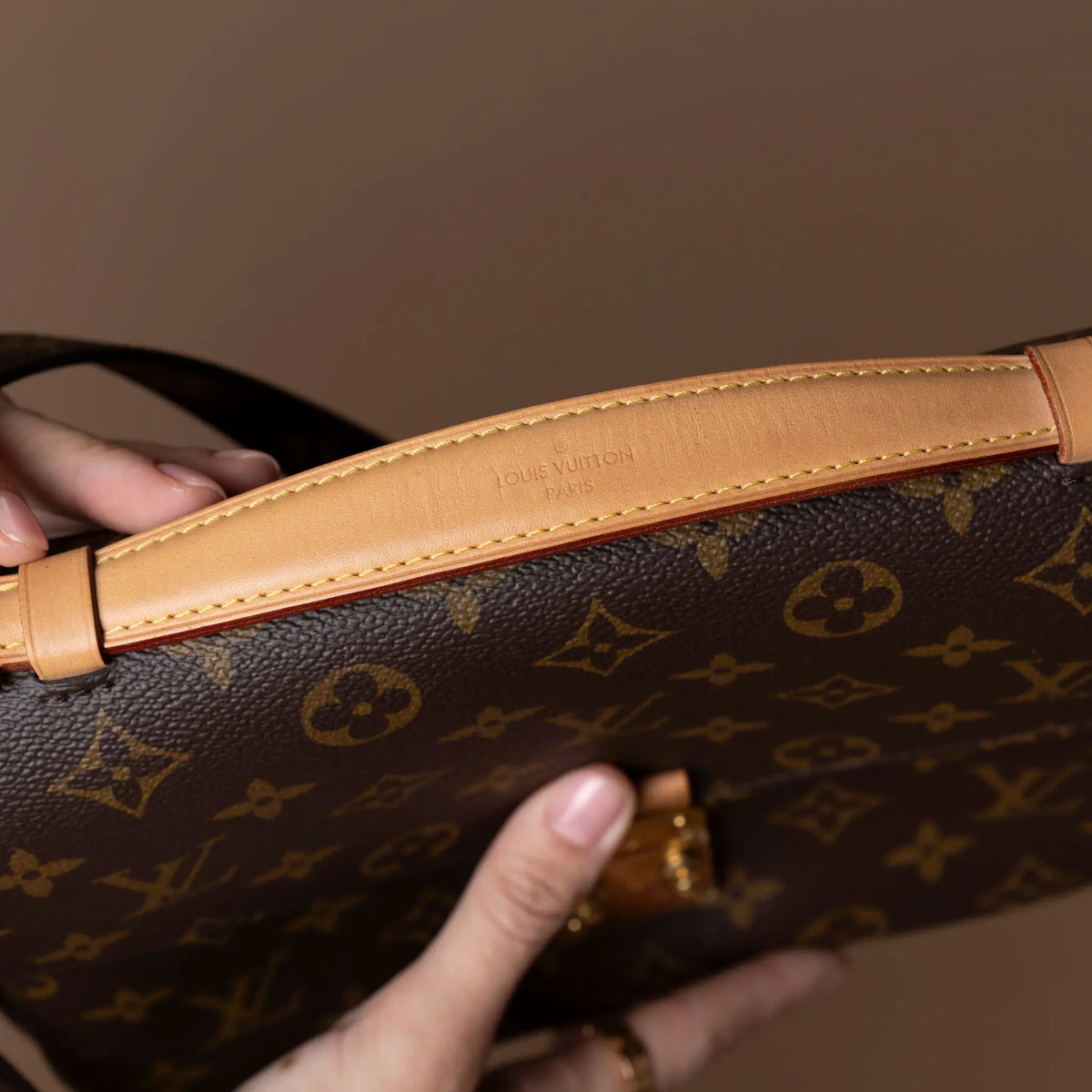 Louis Vuitton Monogram Pochette Metis — Front View