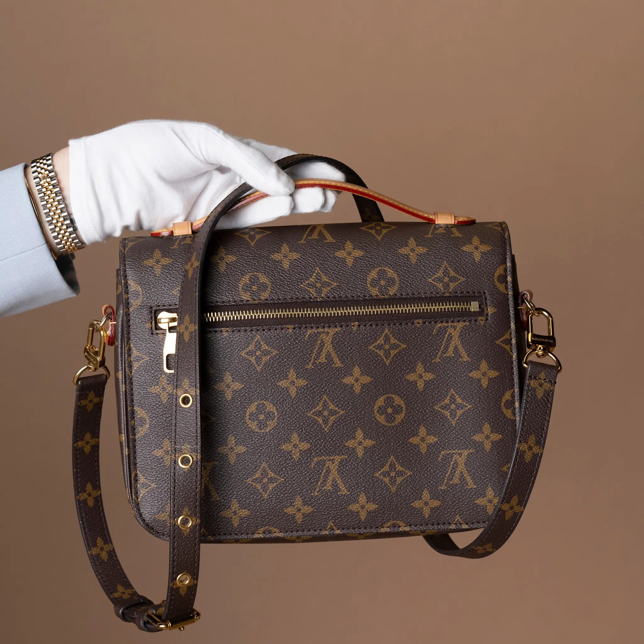 Louis Vuitton Monogram Pochette Metis — Side Profile