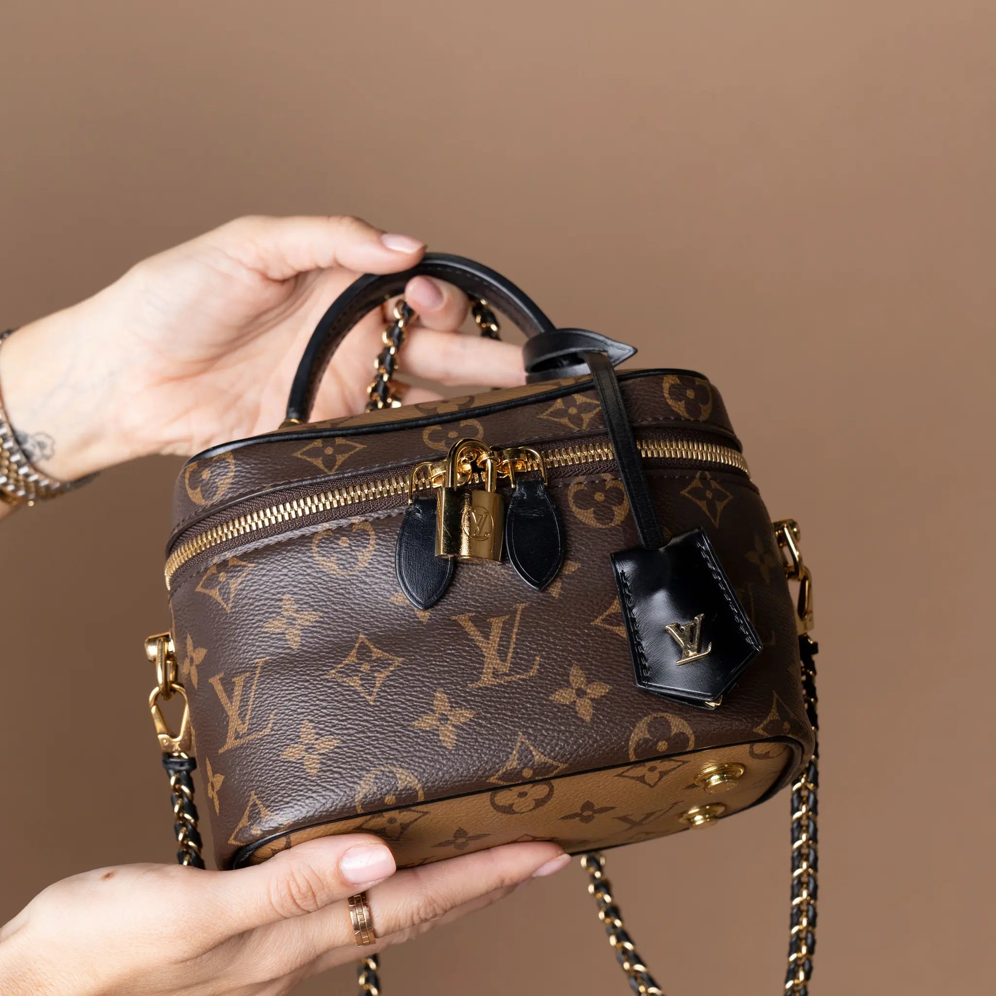 Louis Vuitton Monogram Reverse Vanity PM — Close-up Detail