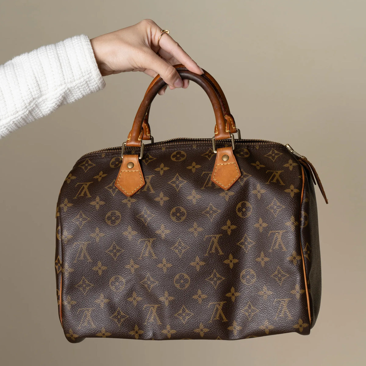 Louis Vuitton Monogram Speedy 30 — Front View