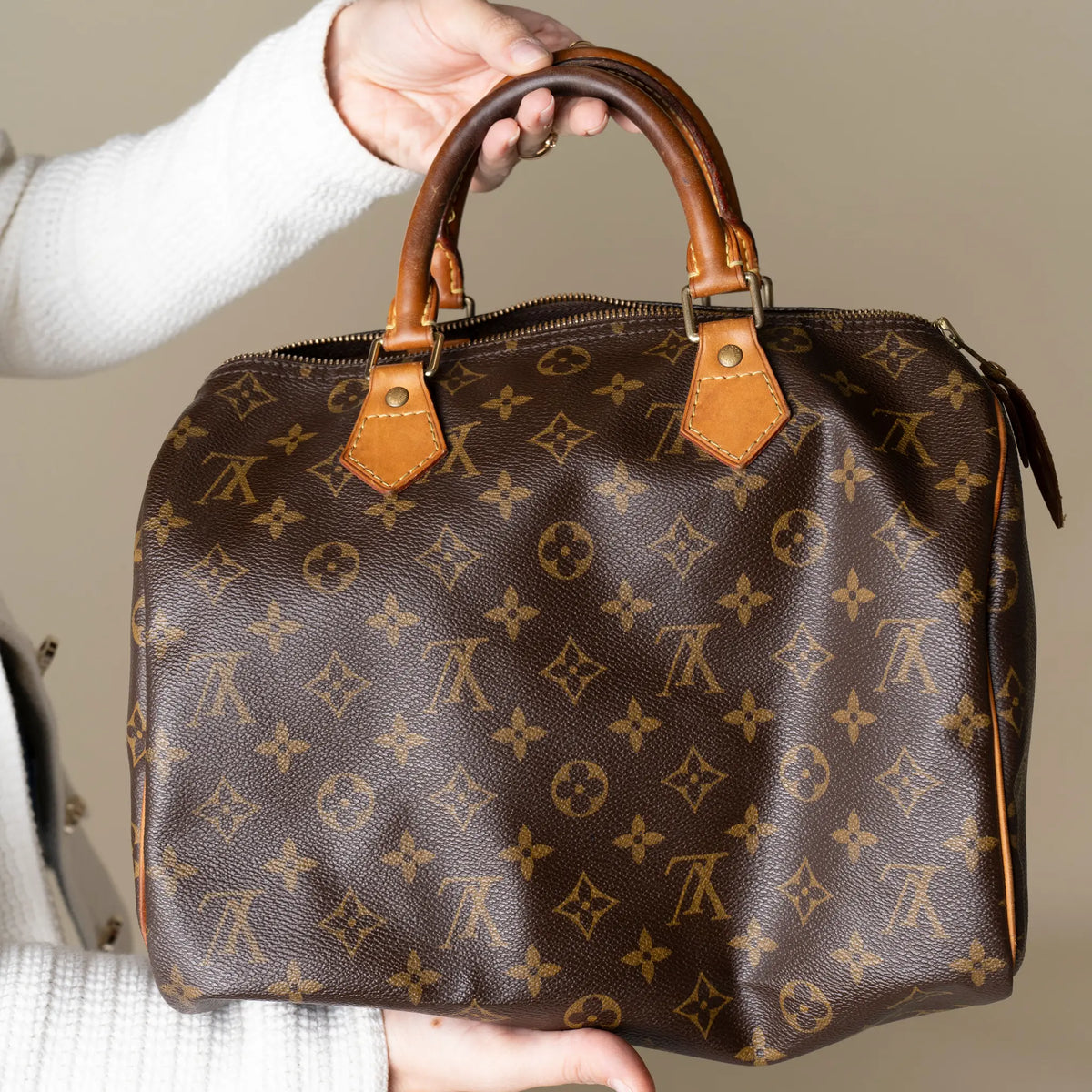 Louis Vuitton Monogram Speedy 30 — Back View