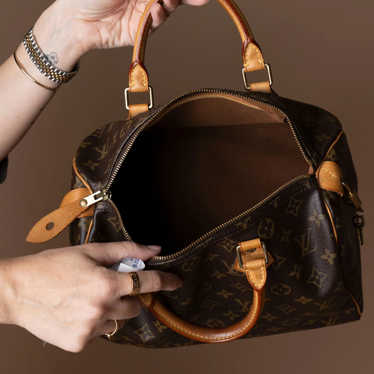 Louis Vuitton Monogram Speedy 30 — Back View