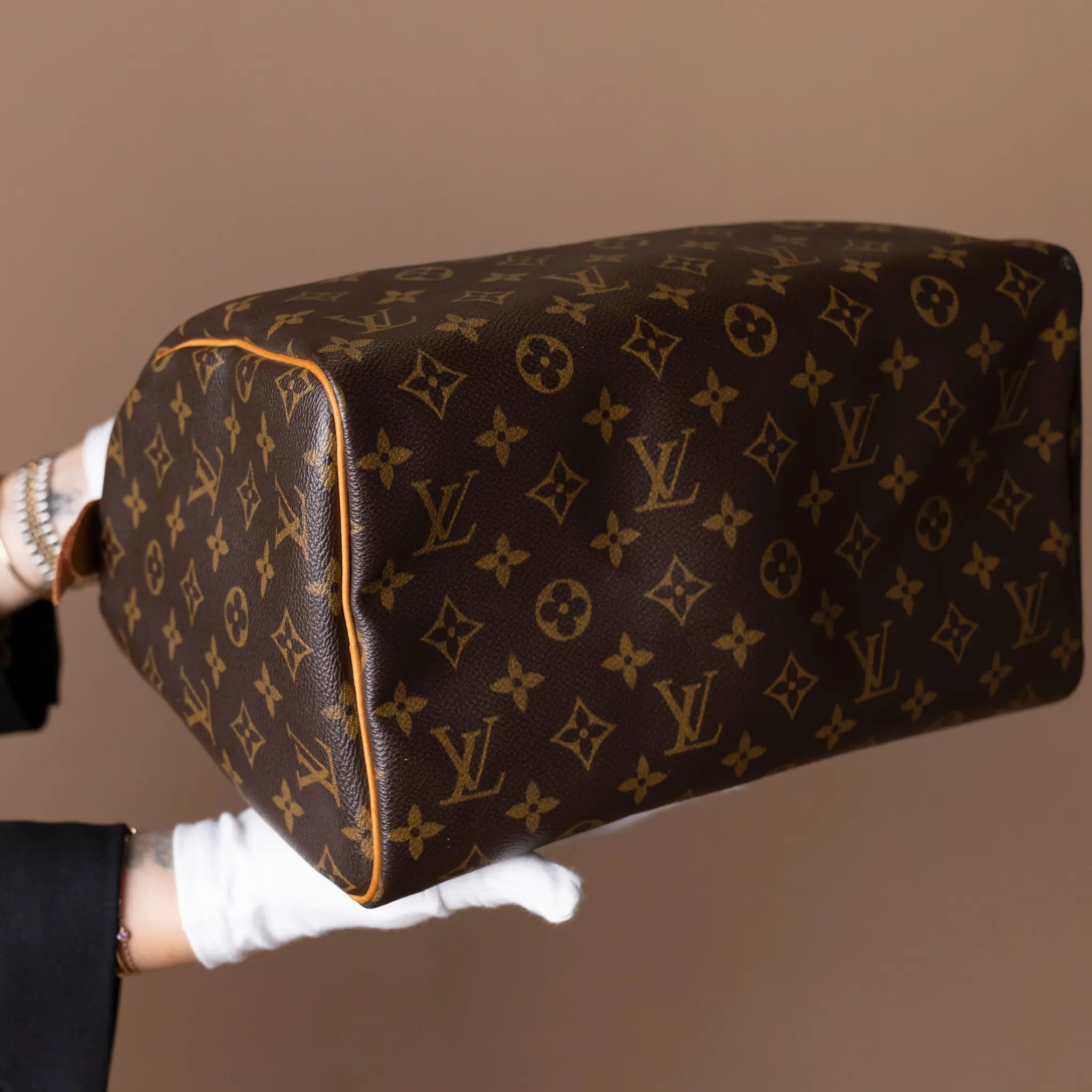 Louis Vuitton Monogram Speedy 30 — Interior Detail