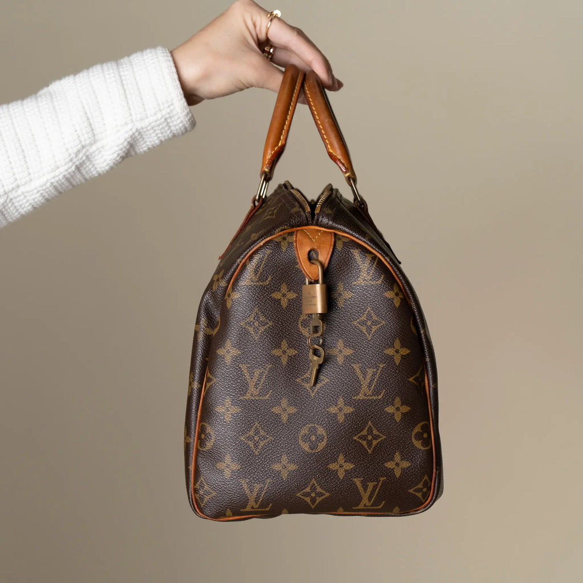Louis Vuitton Monogram Speedy 30 — Side Profile