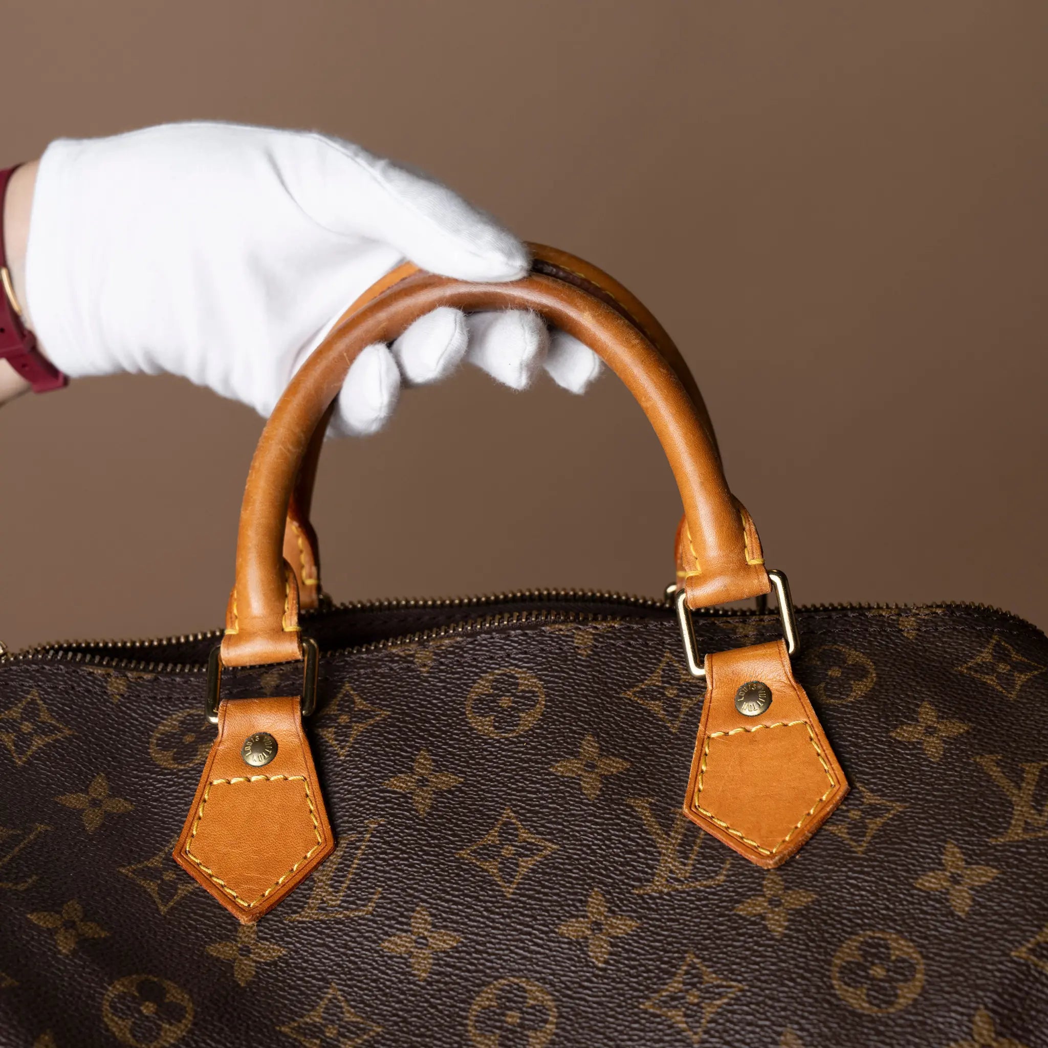 Louis Vuitton Monogram Speedy 30 — Side Profile