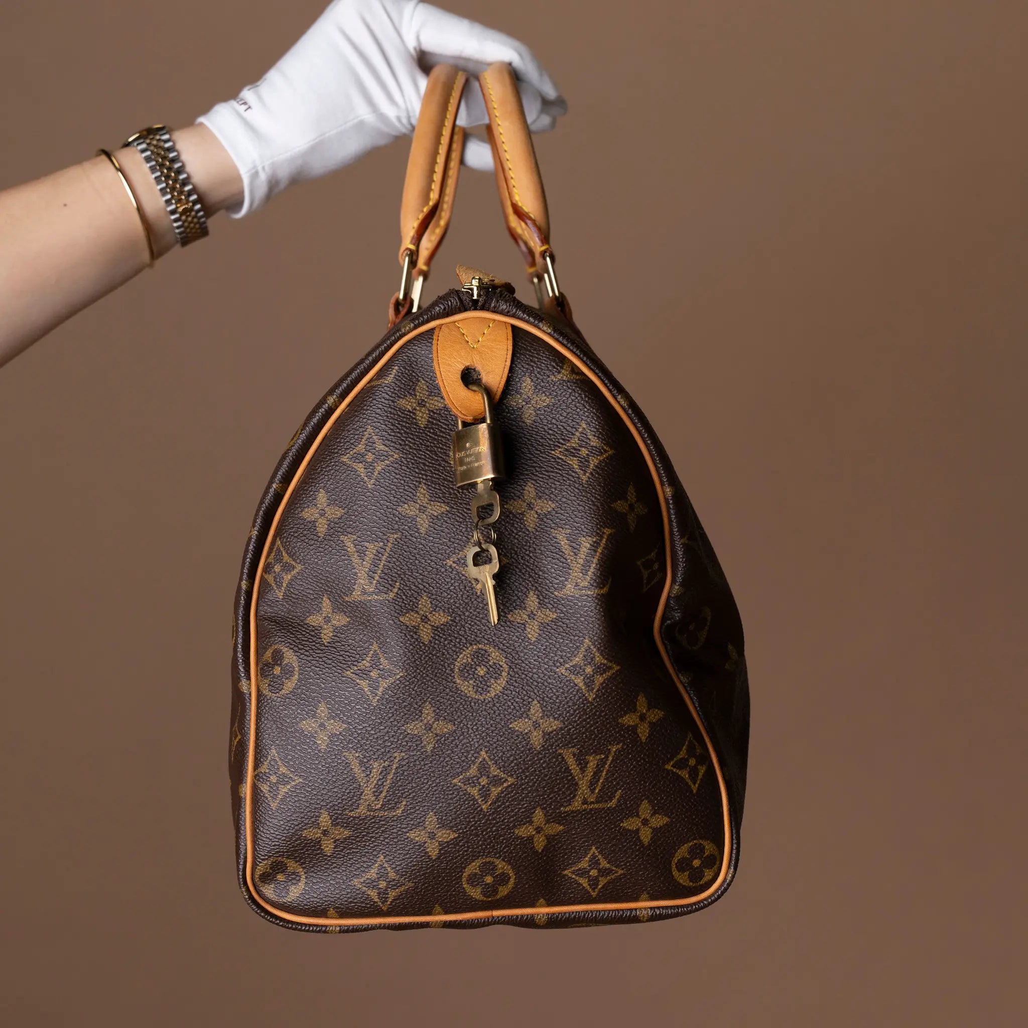 Louis Vuitton Monogram Speedy 35 — Interior Detail