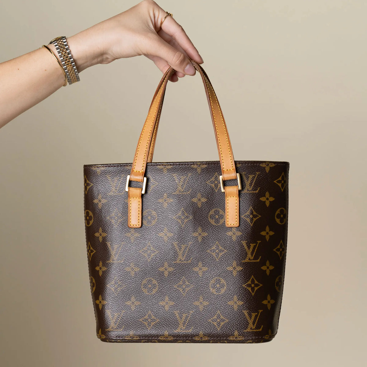 Louis Vuitton Monogram Vavin PM — Featured Image