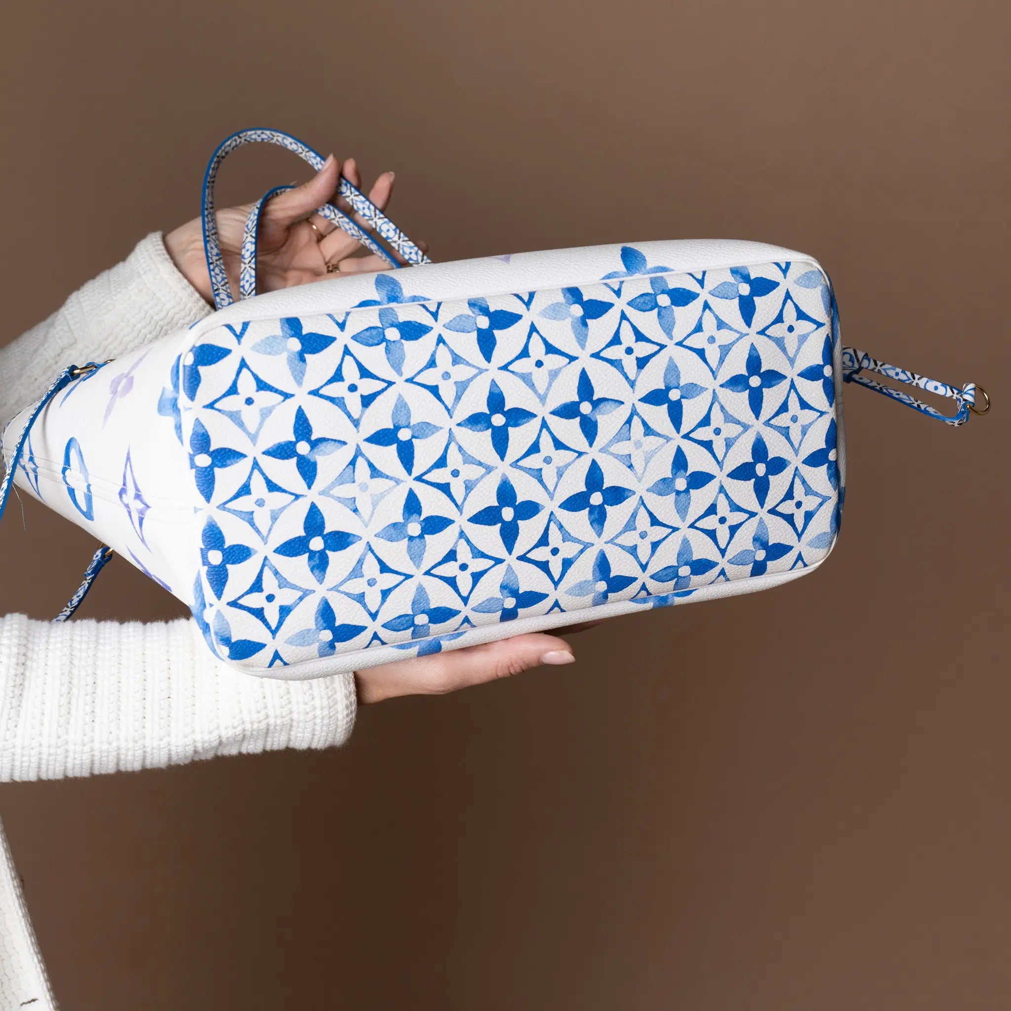Louis Vuitton Neverfull MM By The Pool Limited Eedition — Detail View