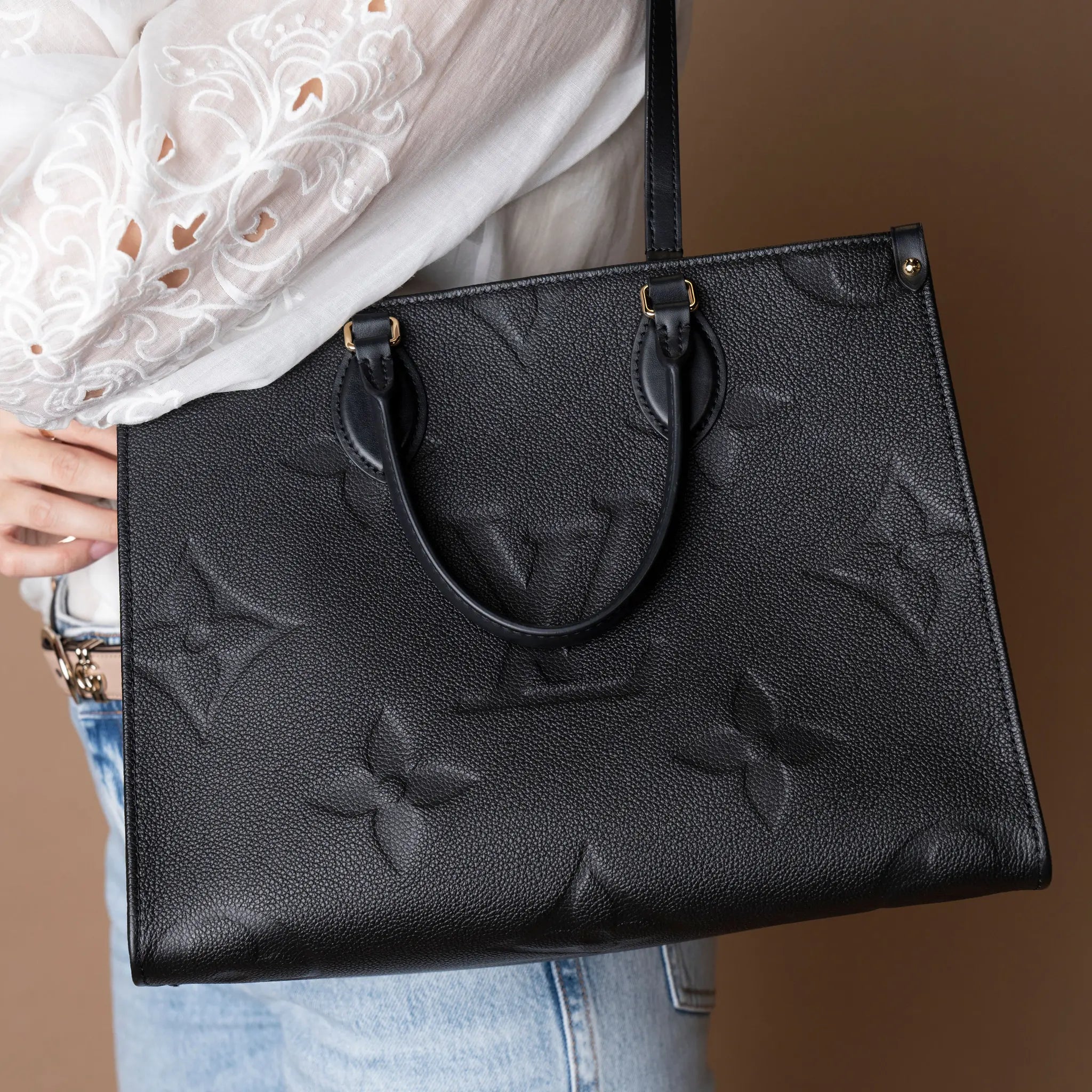 Louis Vuitton On The Go MM — Back View
