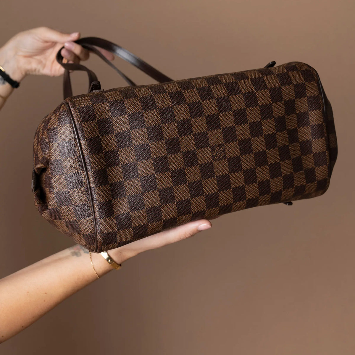 Louis Vuitton Rivington Damier Ebene — Interior Detail