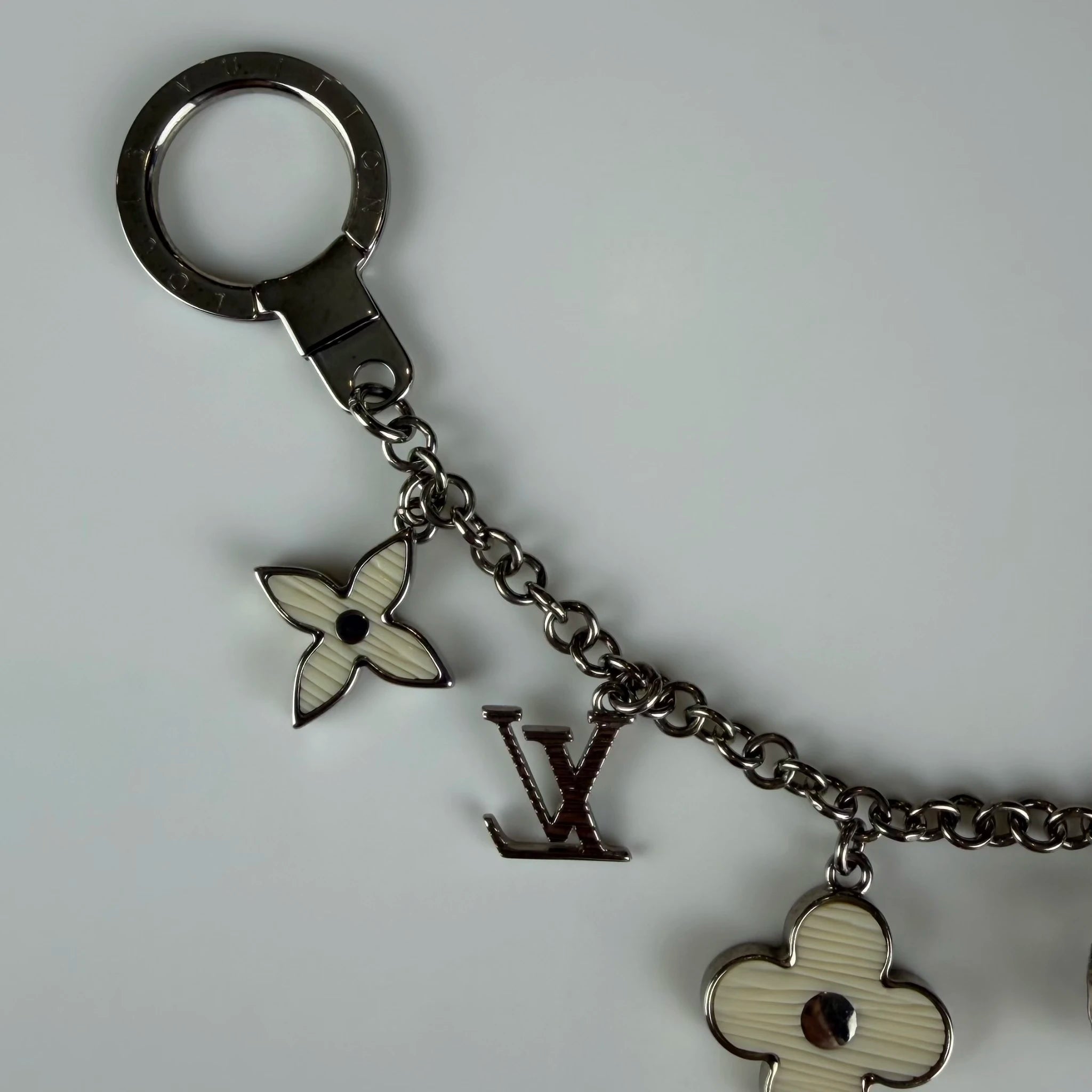 Louis Vuitton Silver Plated Fleur D Epi Bag Charm