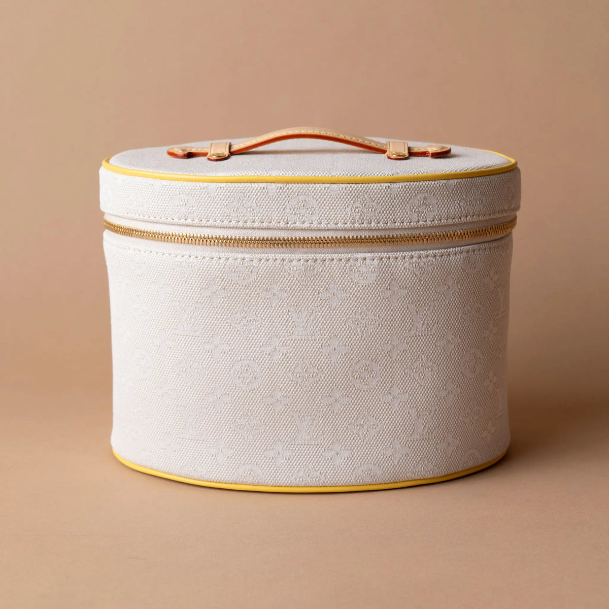 Louis Vuitton Vanity Jacquard — Featured Image