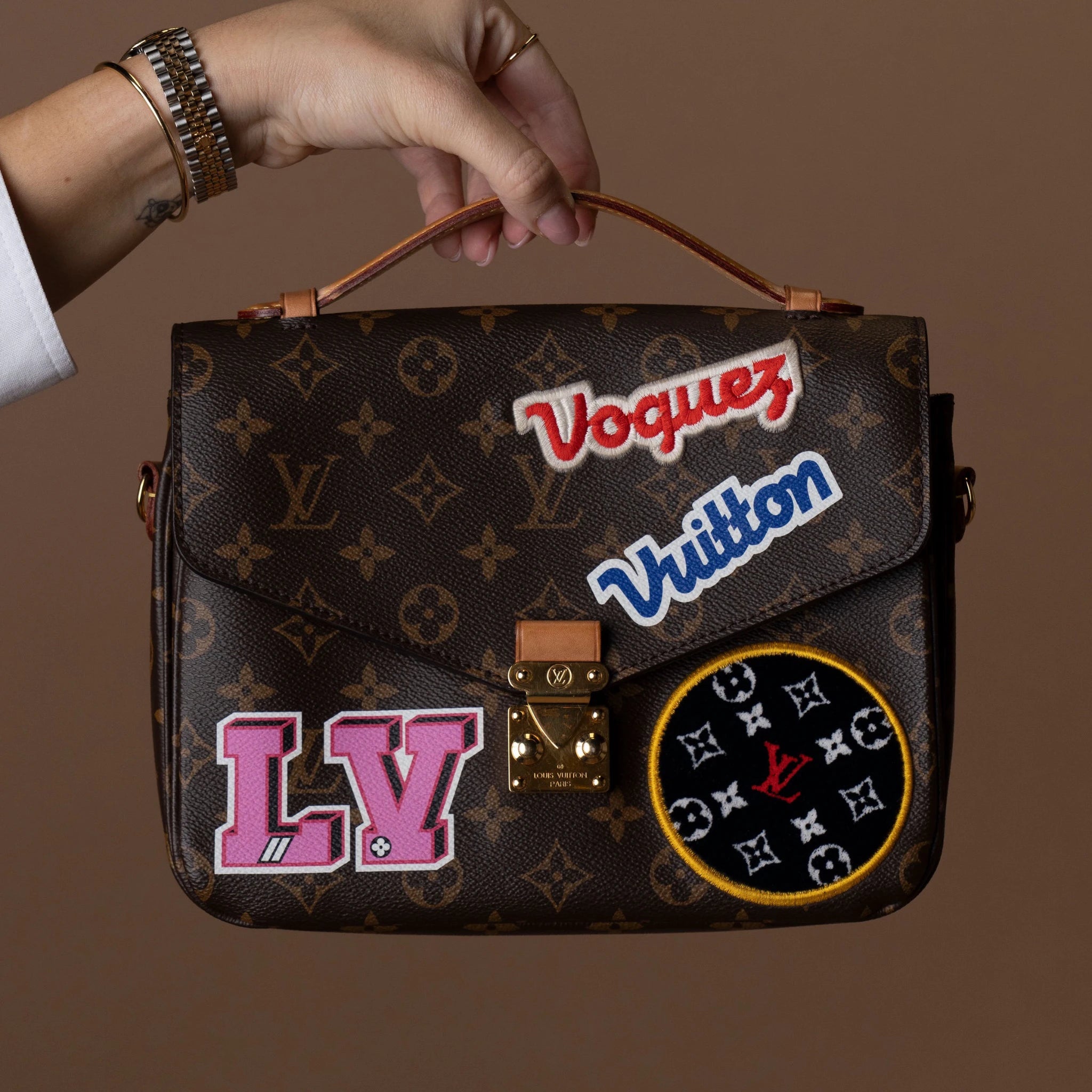 Louis Vuitton Pochette Metis Patches