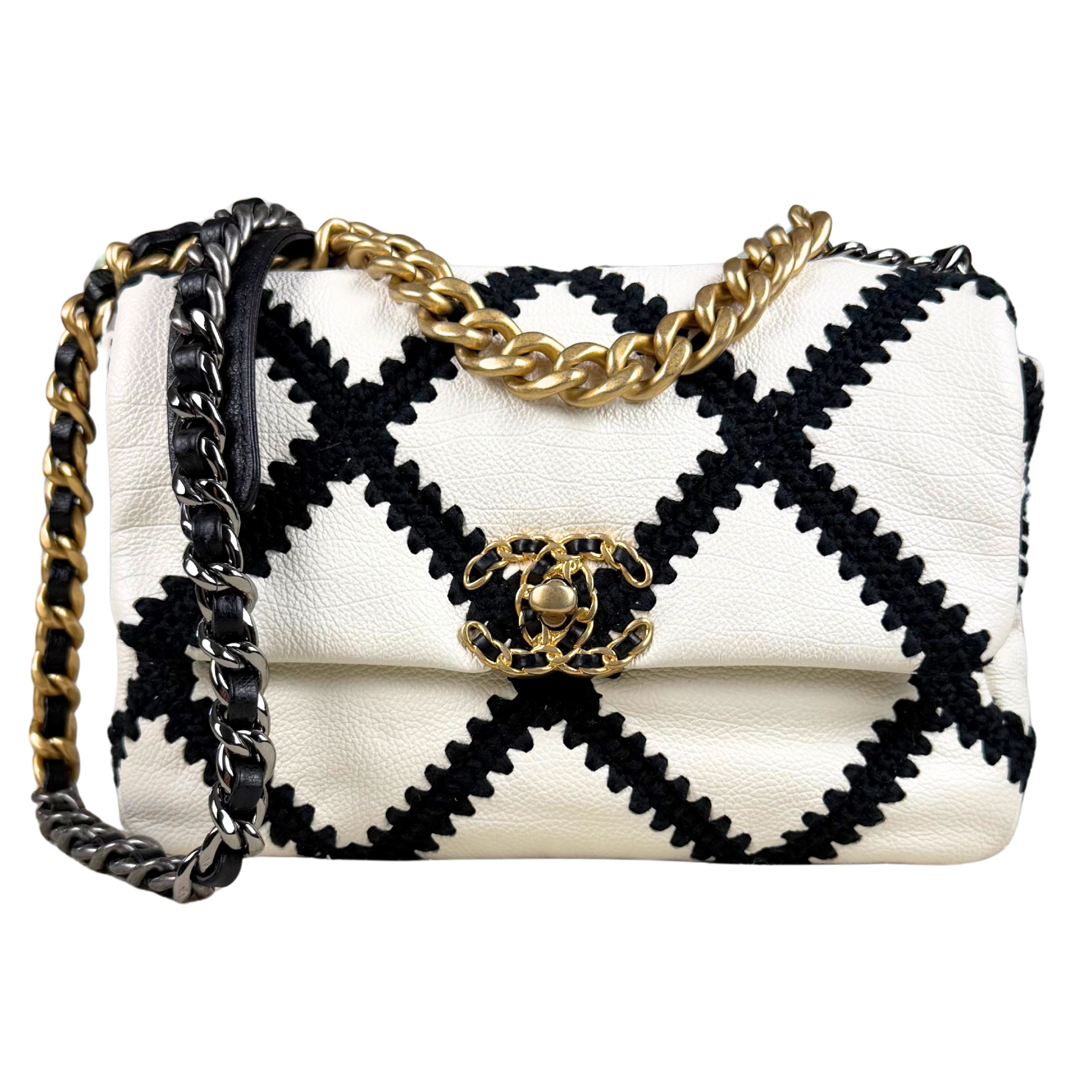 Chanel 19 Flap Medium