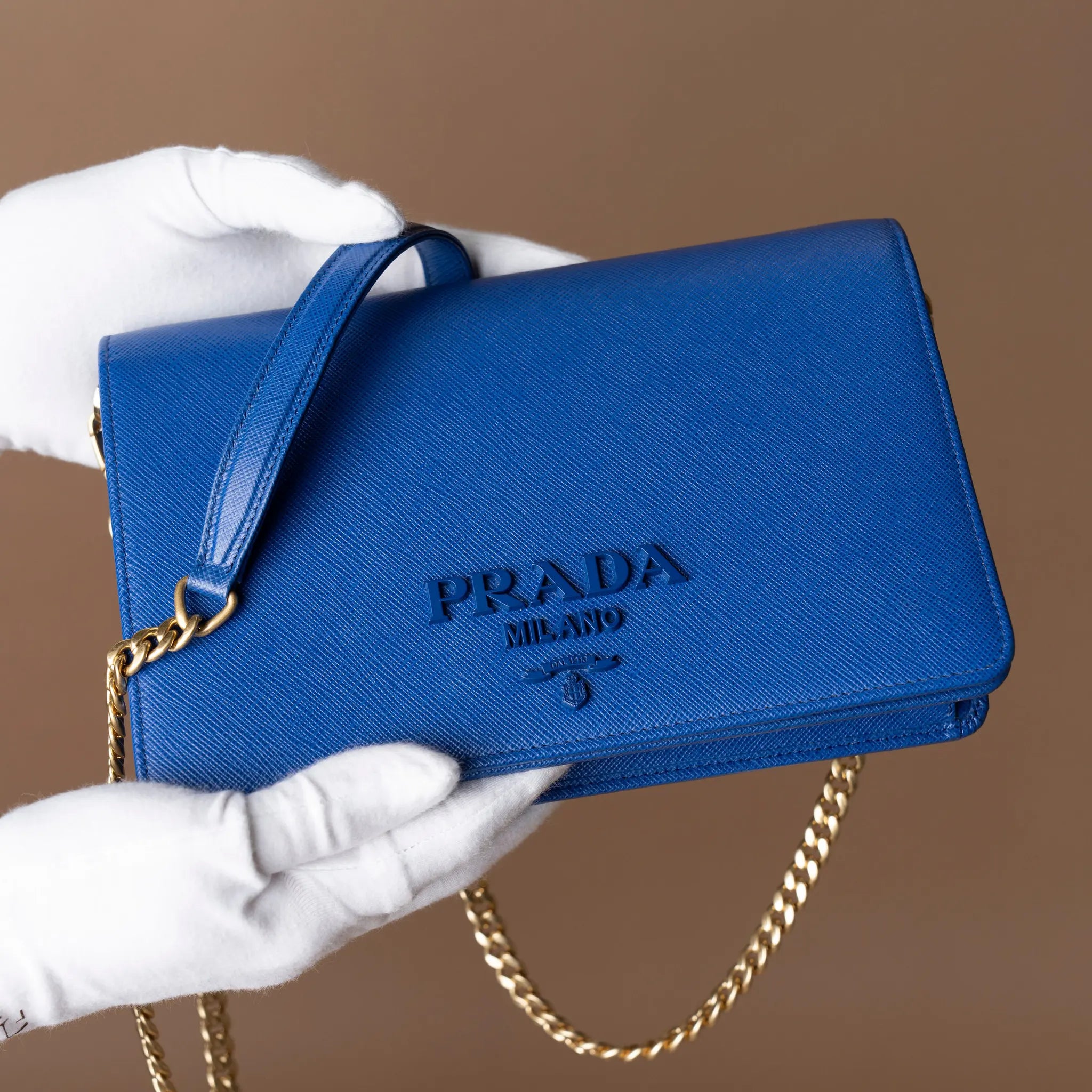 Prada Saffiano Wallet on Chain — Side Profile