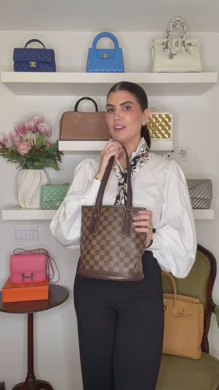 Louis Vuitton Damier Ebene Marais — Vídeo