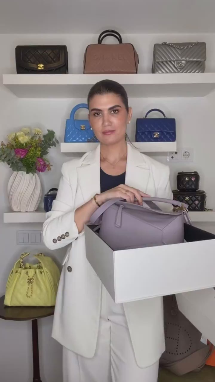 LOEWE Small Calfskin Puzzle Edge Satchel — Vídeo