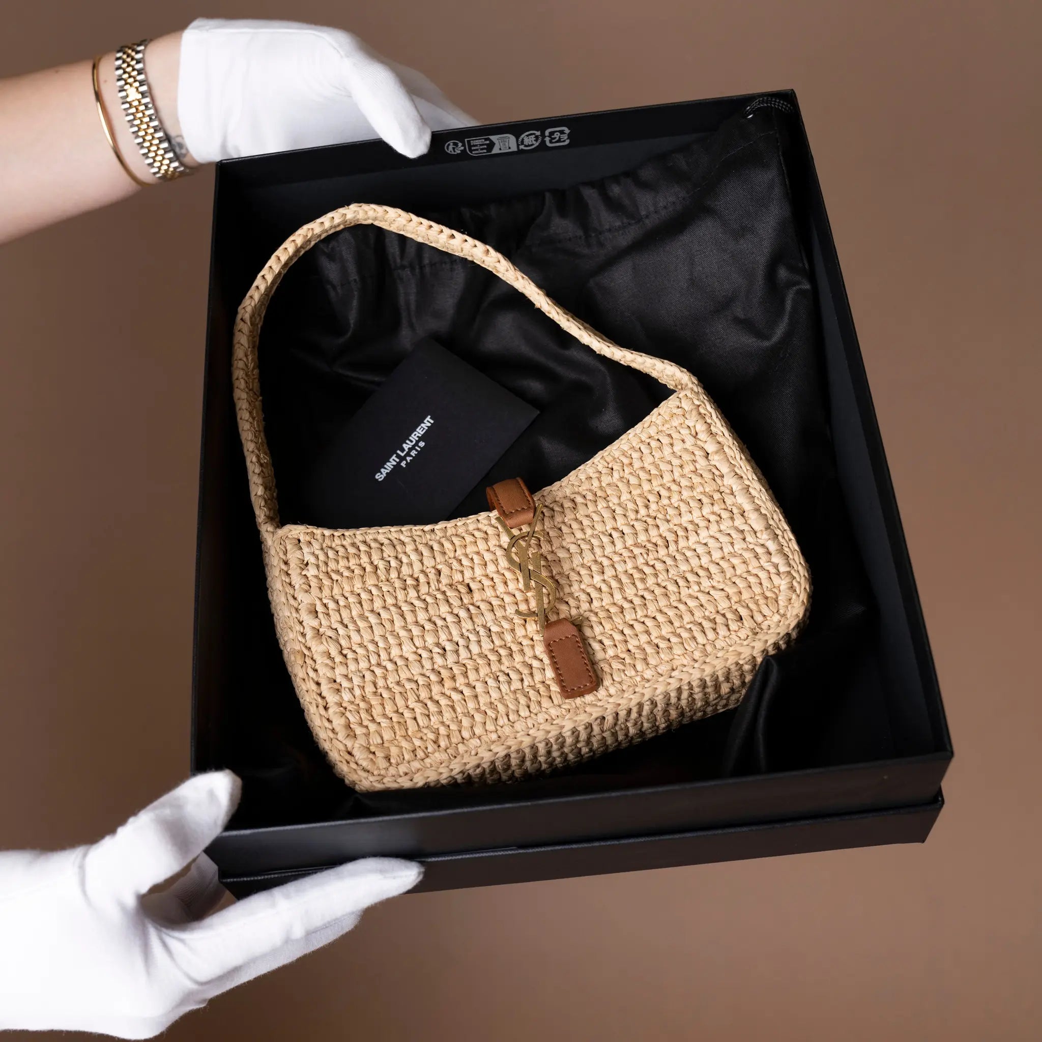 Saint Laurent Le 5 A 7 Mini Raffia — Front View