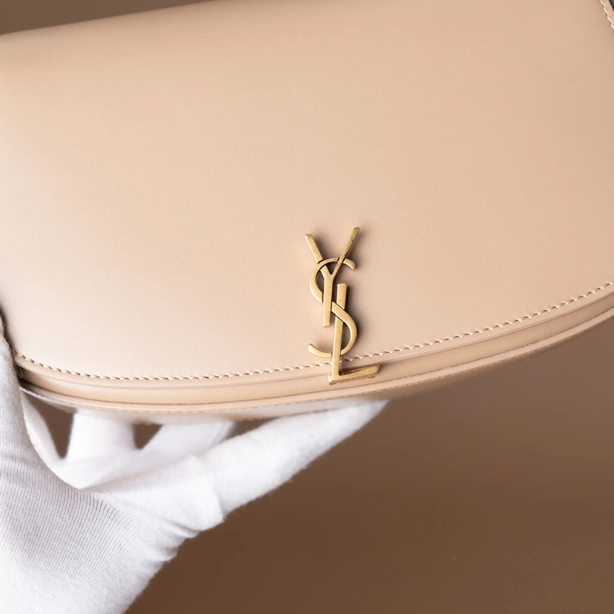 Saint Laurent Mini Bag Voltaire — Detail View