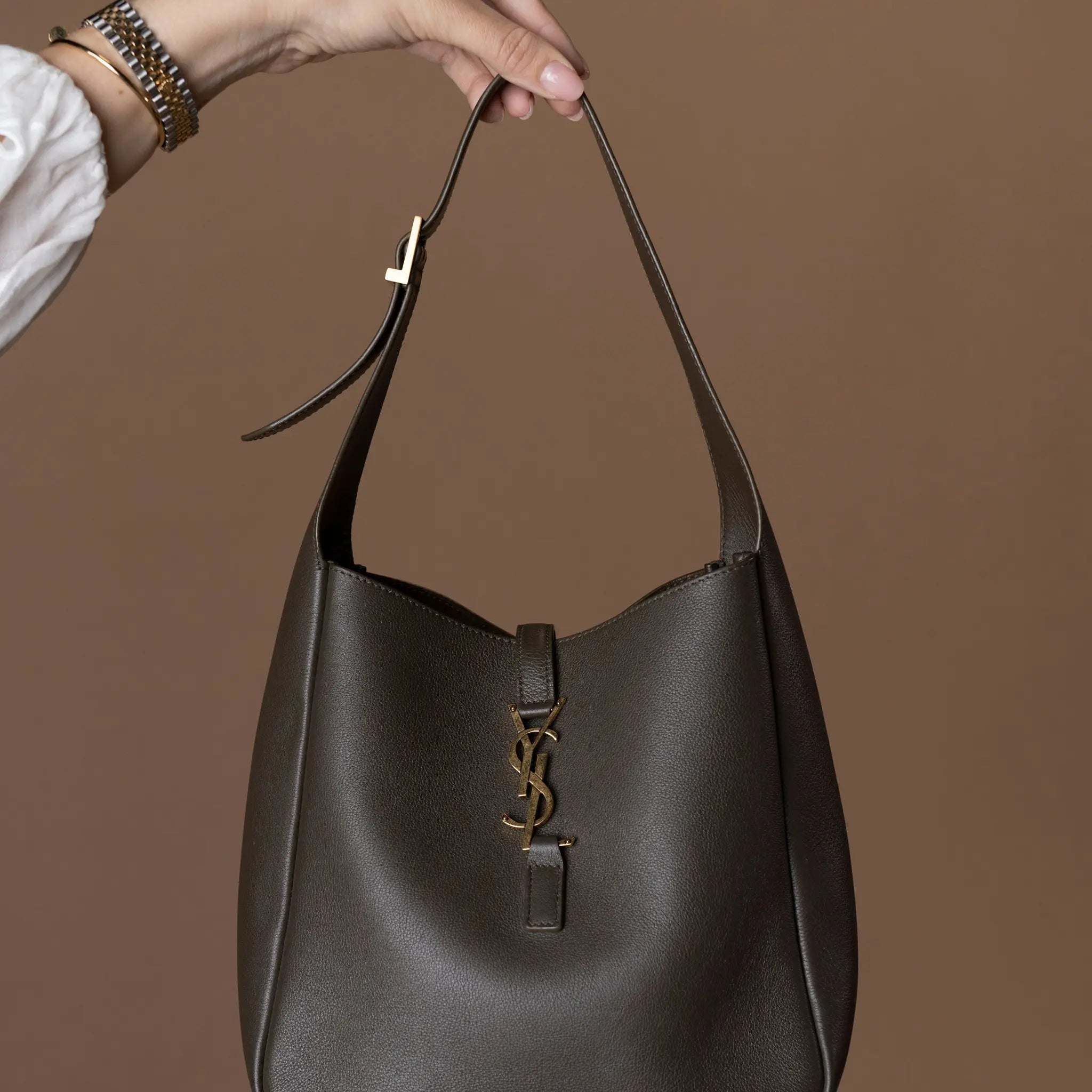 Saint Laurent Small Grained Calfskin Supple Le 5 a 7 Soft Hobo — Interior Detail