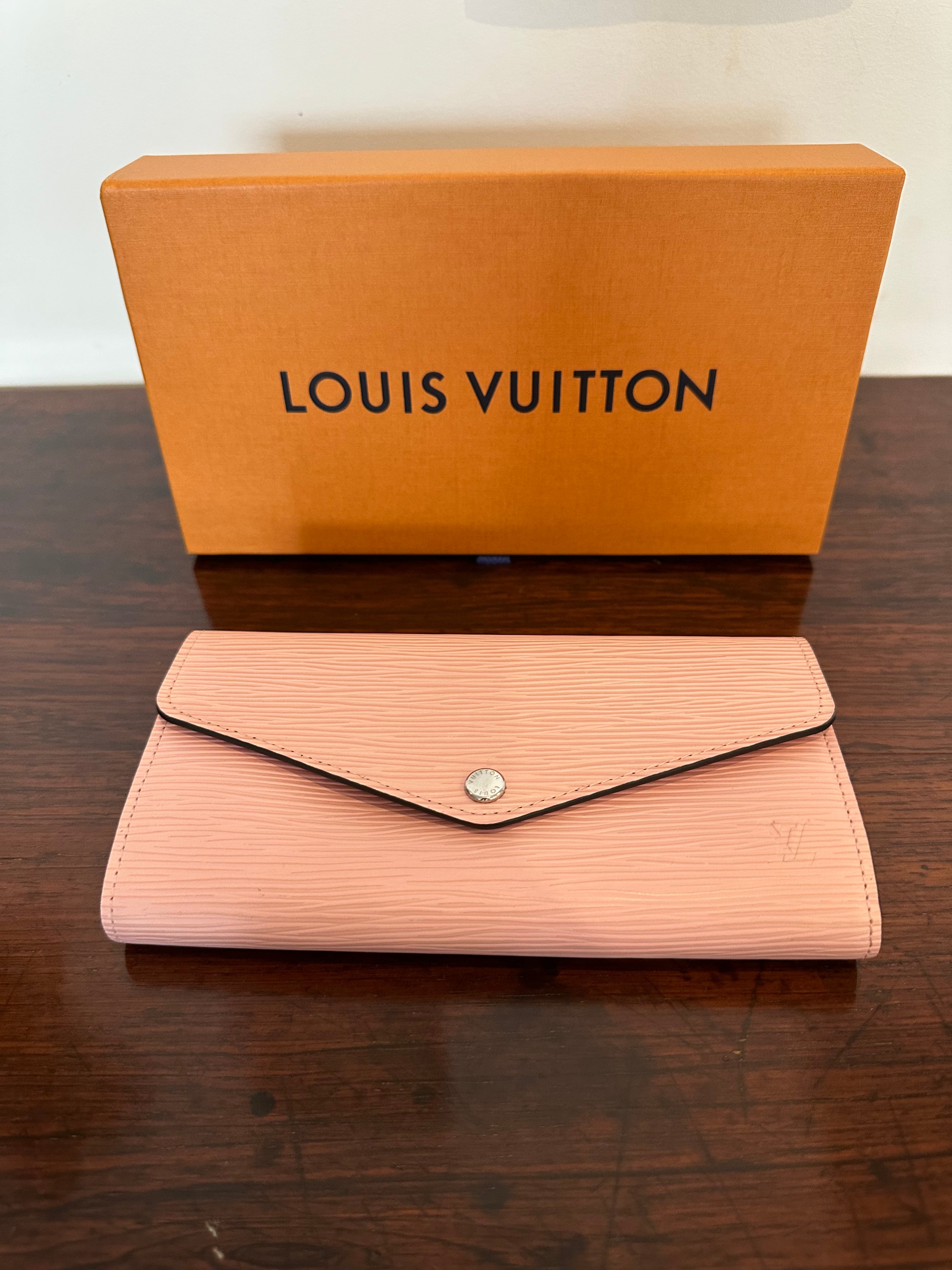 Carteira Louis Vuitton Sarah