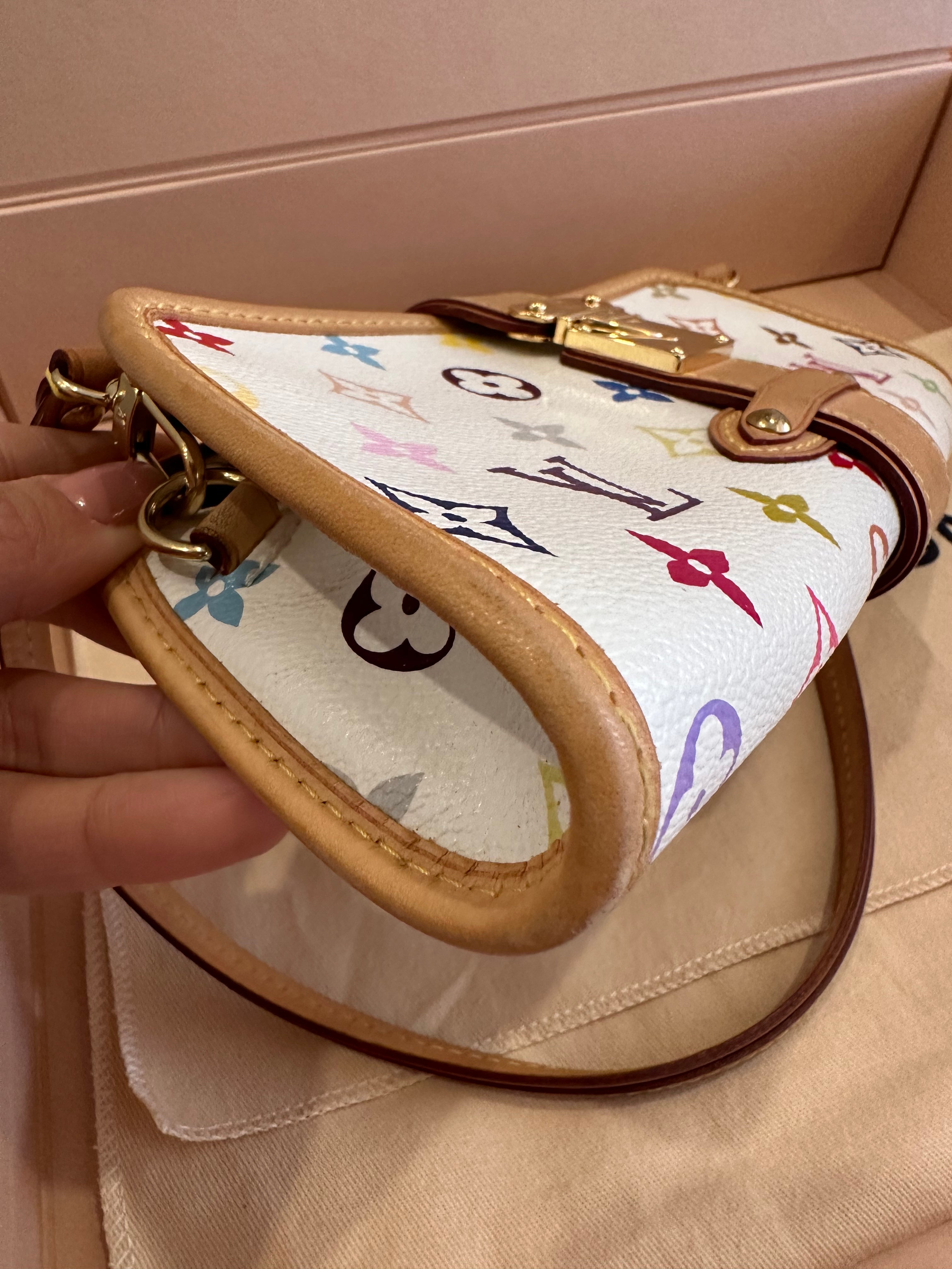 Louis Vuitton Shirley Clutch